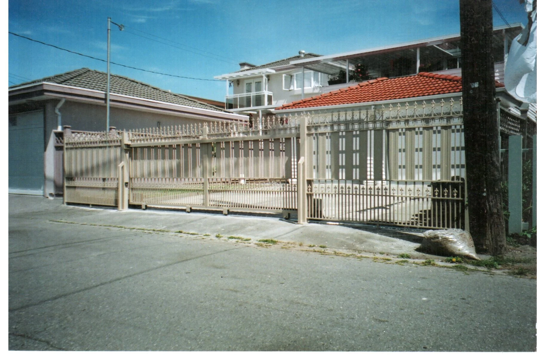 Sliding Gate (11).jpg