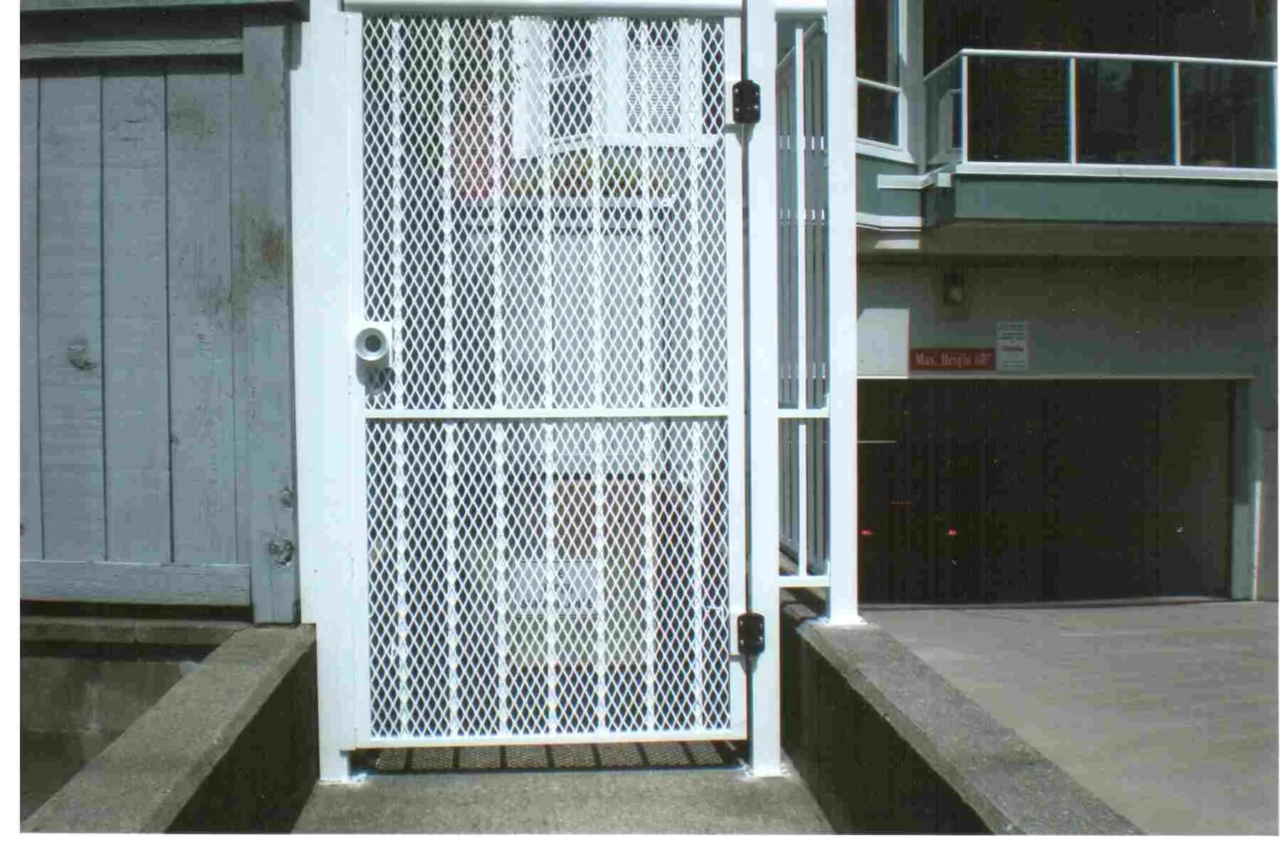 Gates (15).jpg