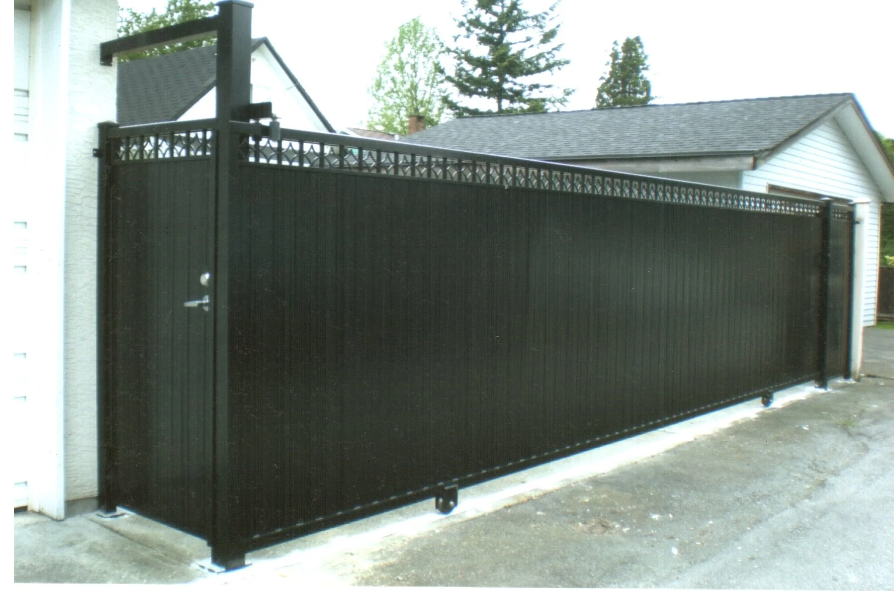 Sliding Gate (26).jpg