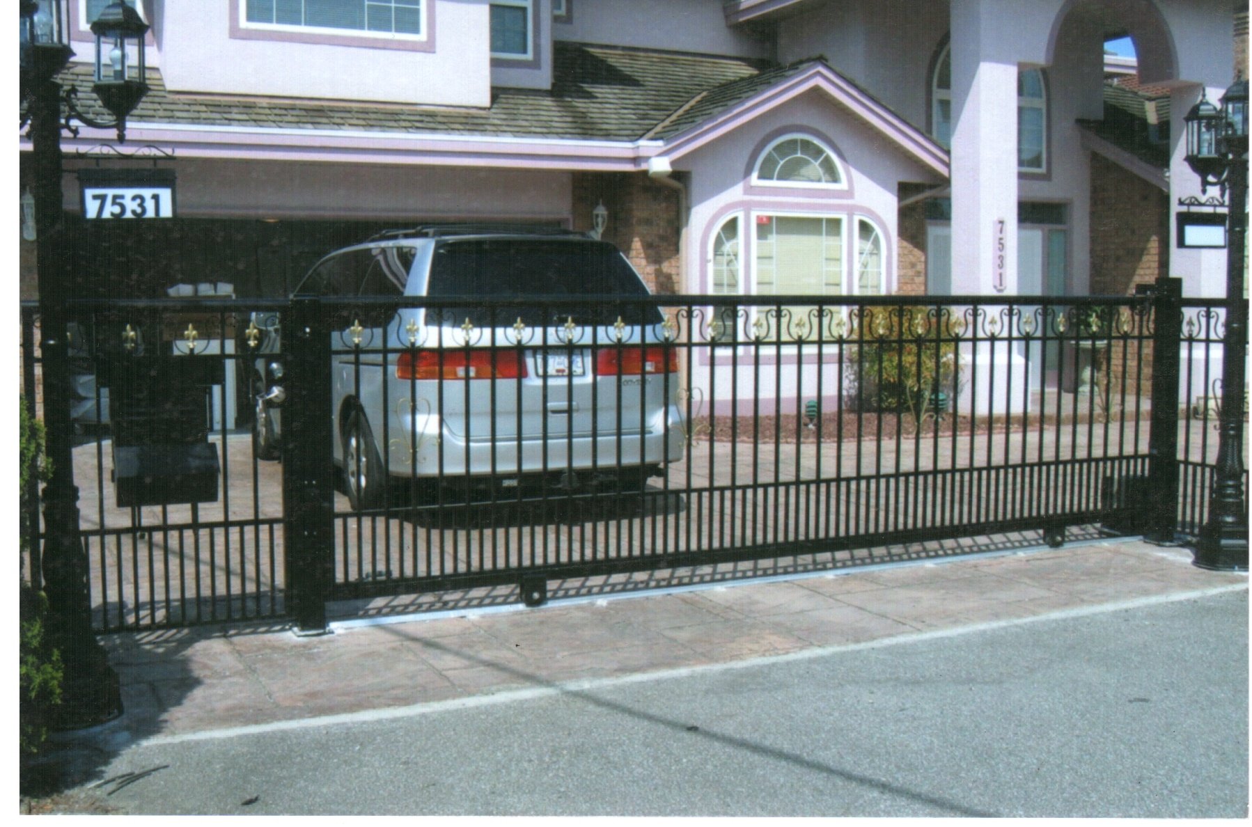 Sliding Gate (4).jpg