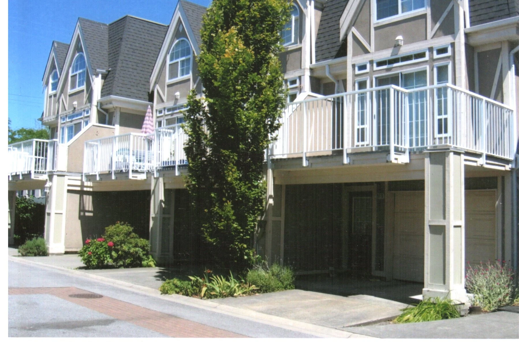 Railings (63).jpg