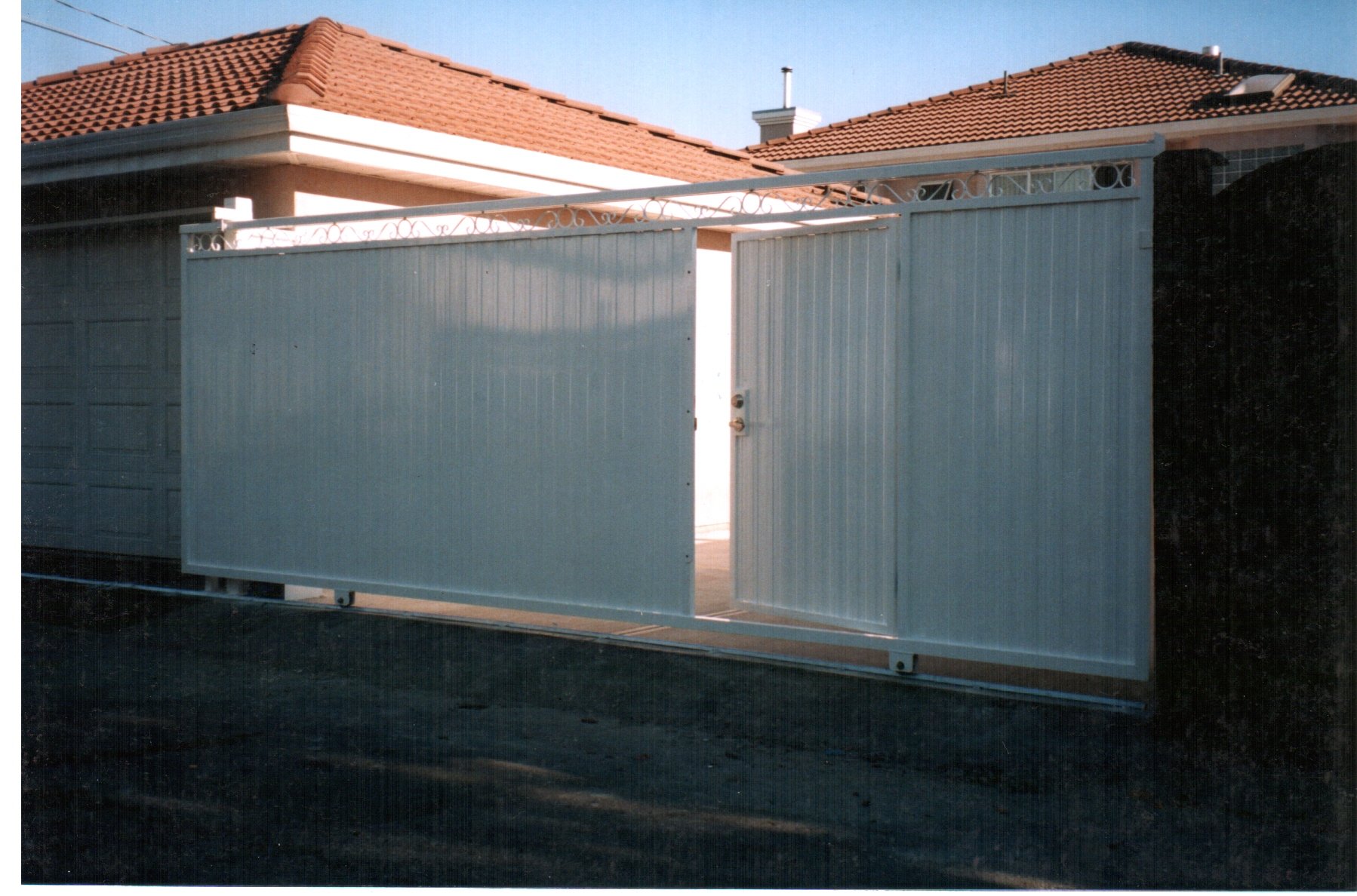 Sliding Gate (14).jpg