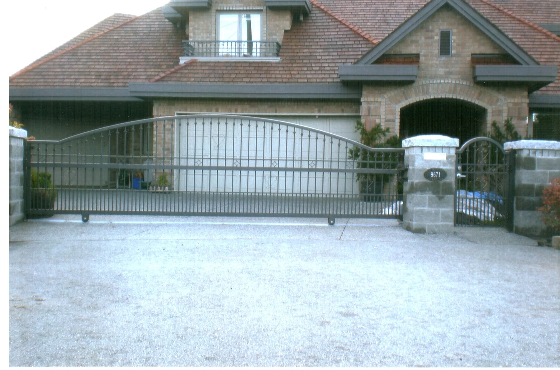 Sliding Gate (6).jpg