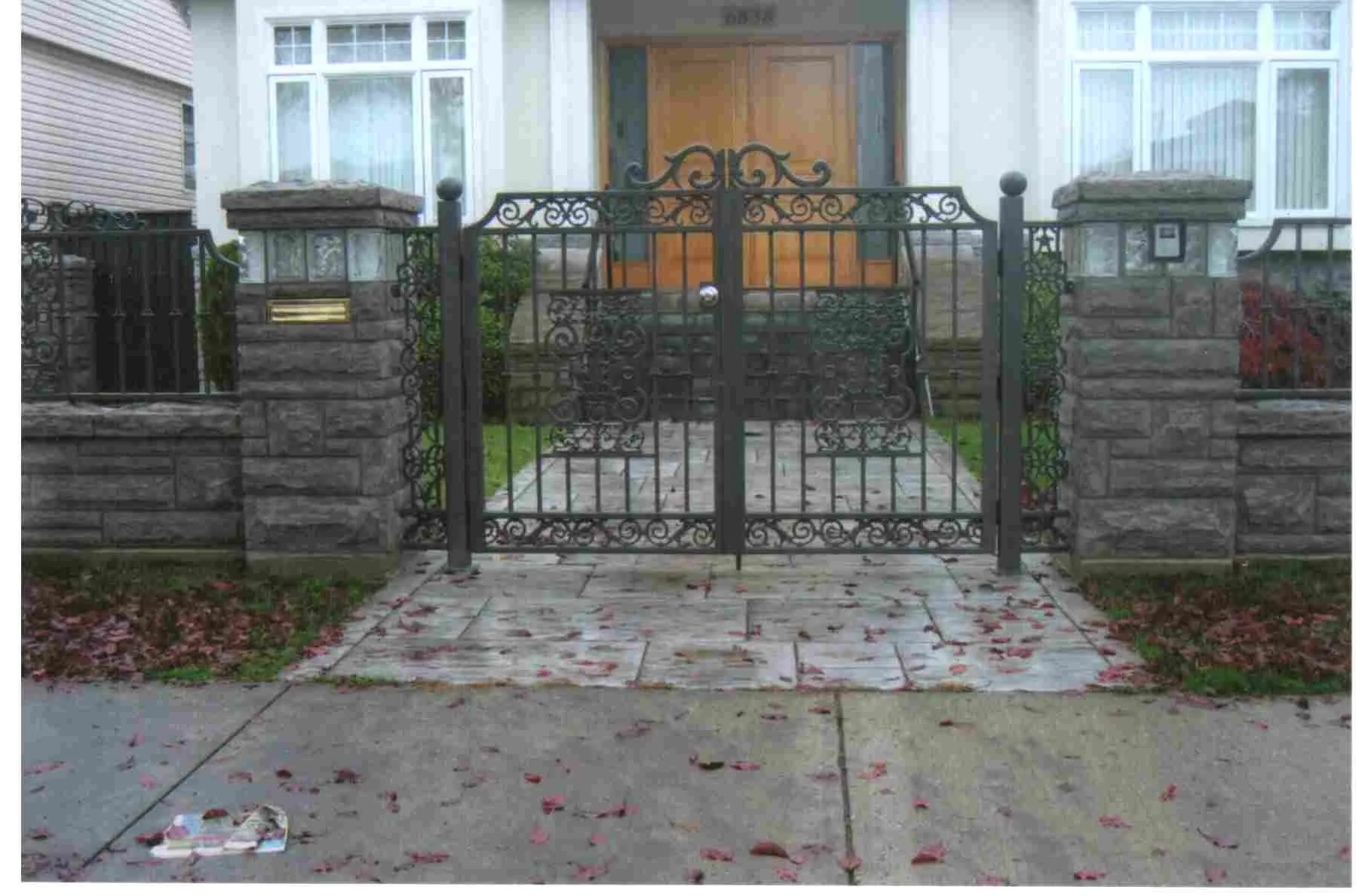 Gates (6).jpg