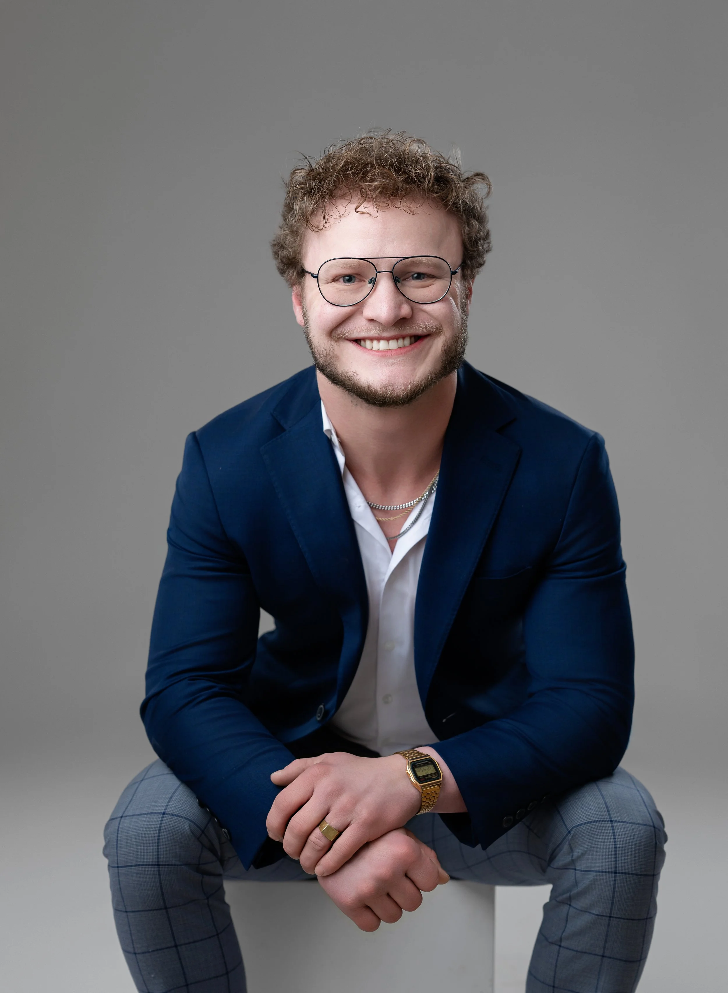 Dr Michael Pennington