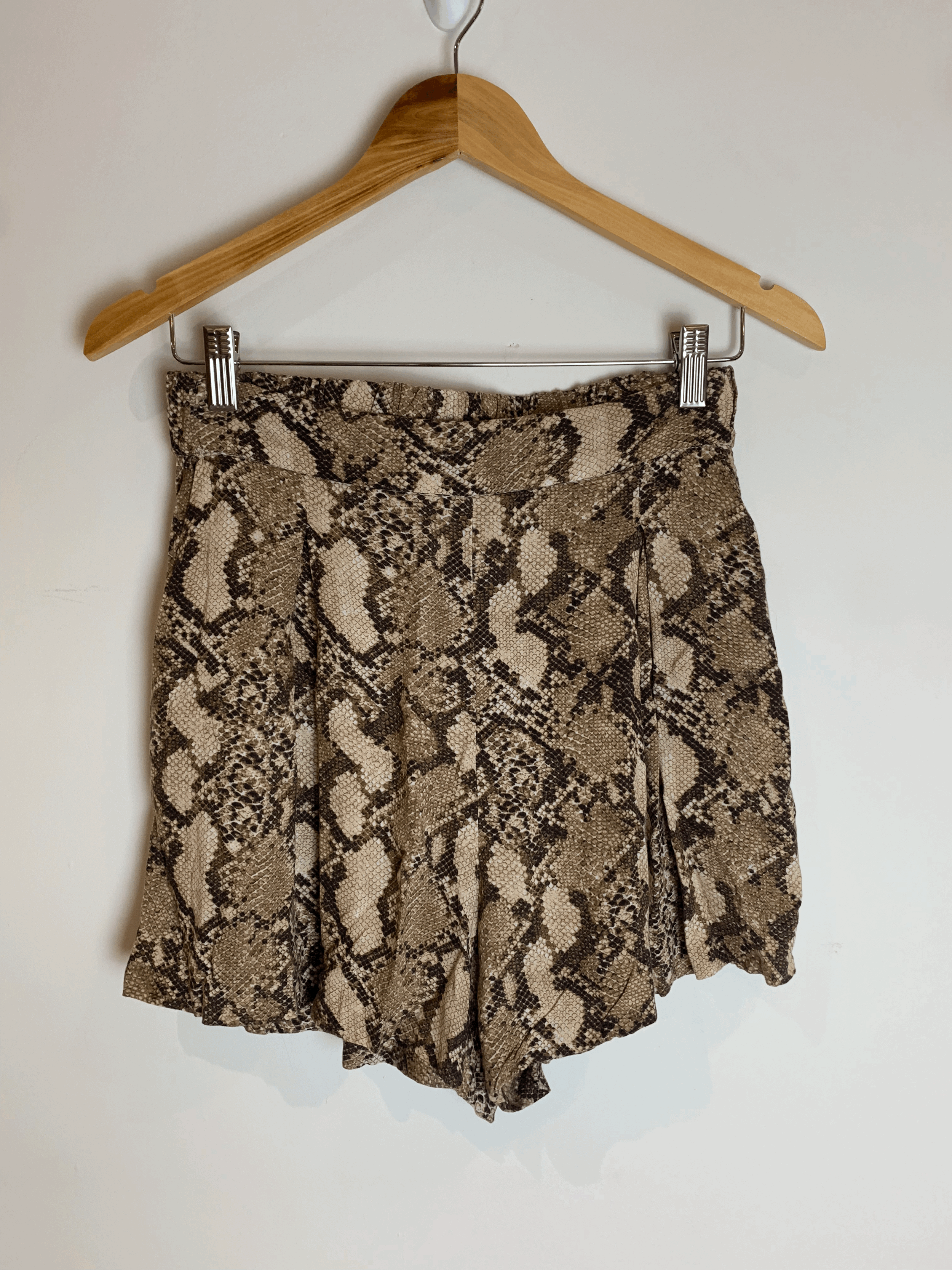 H&M shorts | Size 10