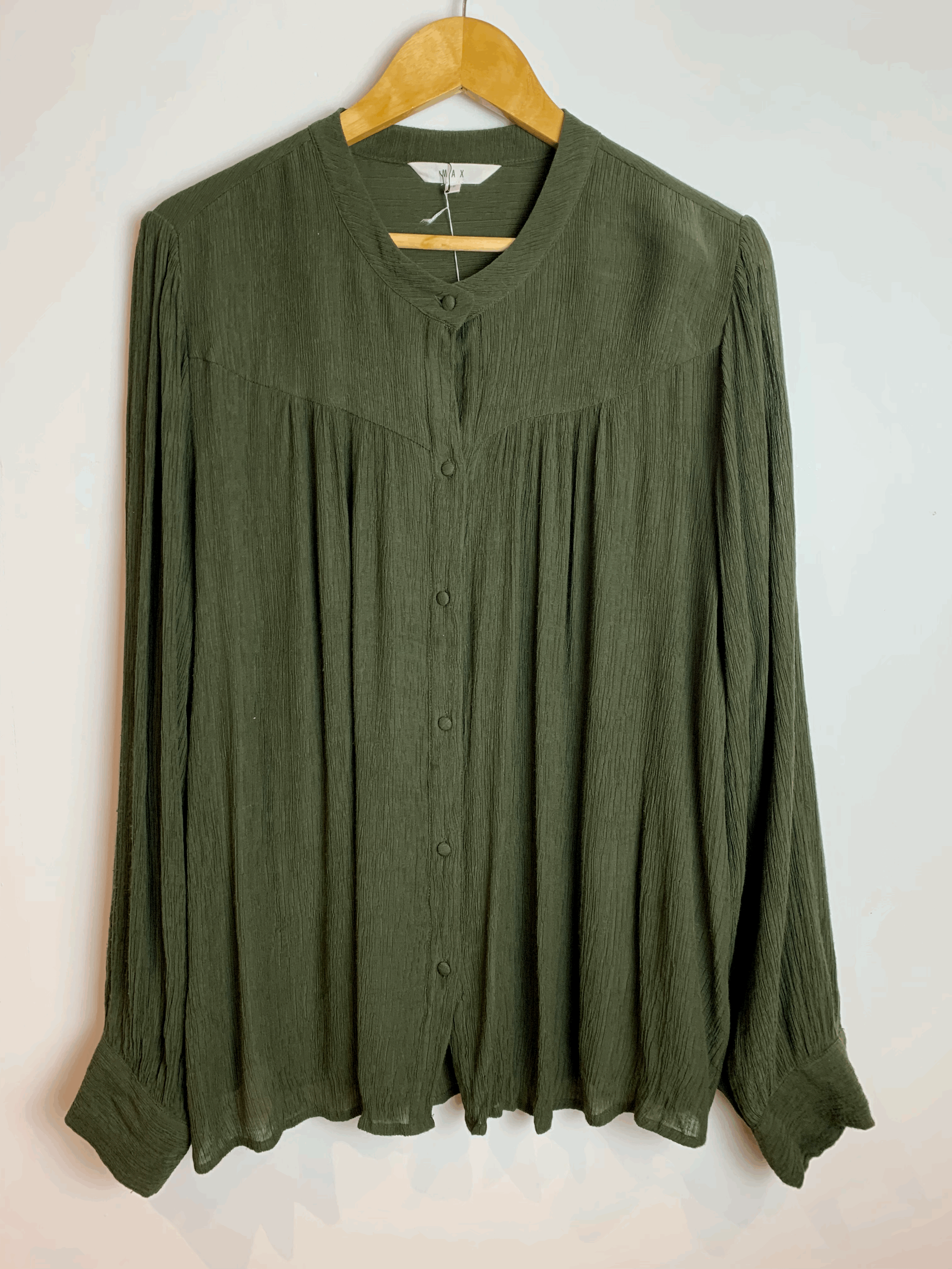 Max Blouse | Size 18