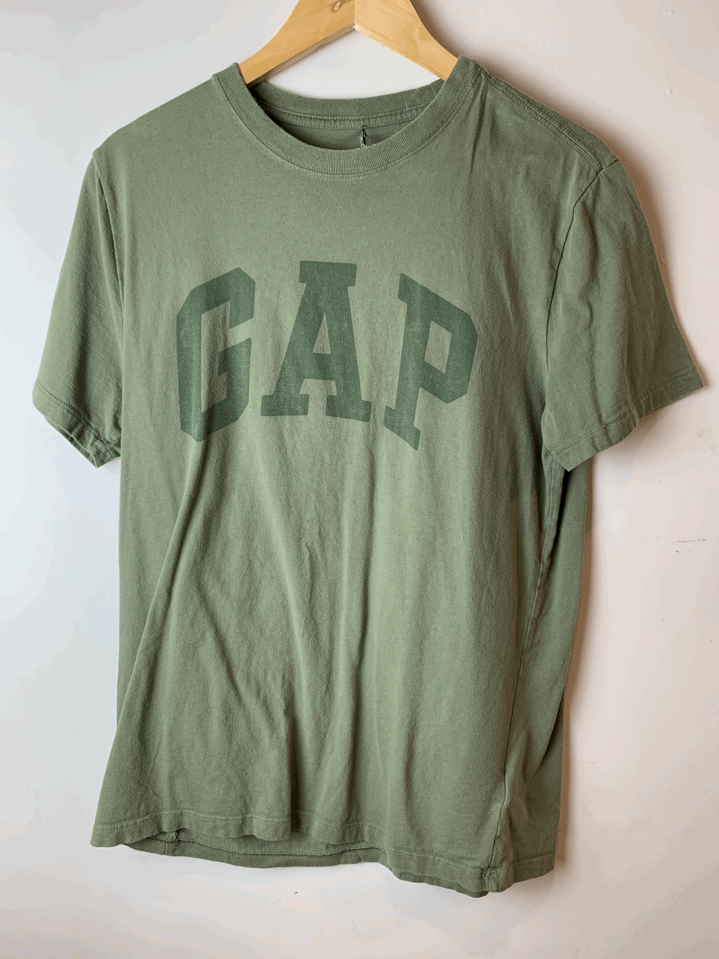 GAP Teeshirt | Size M