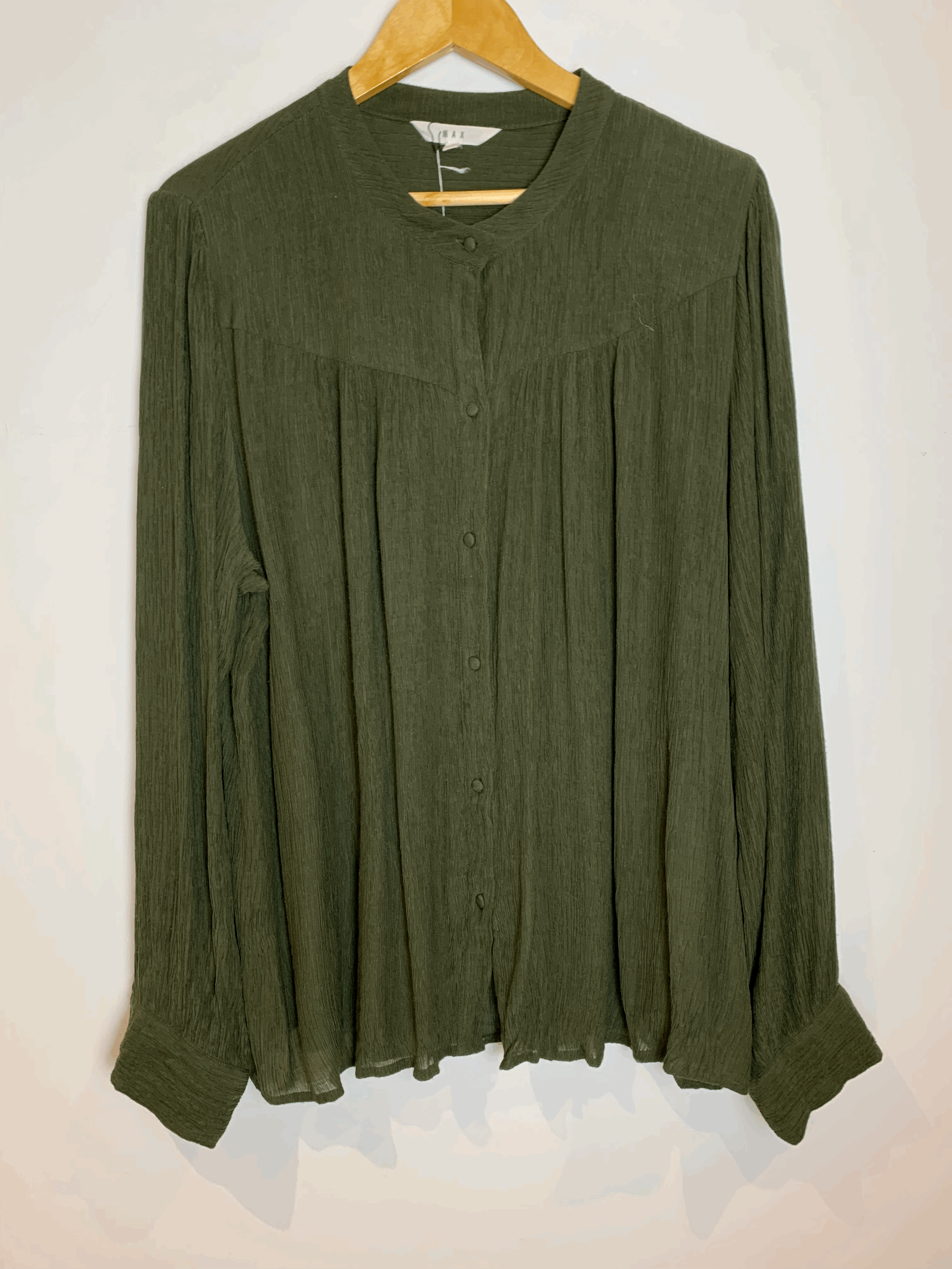 Max Blouse | Size 18
