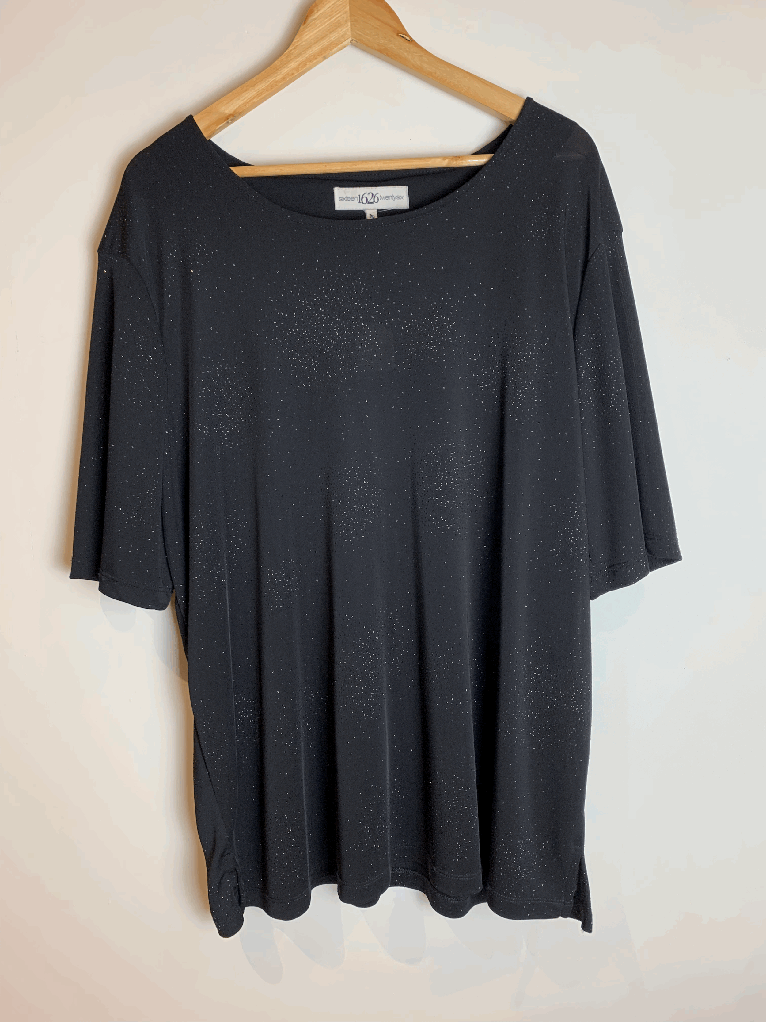 1626 T-shirt | Size 20