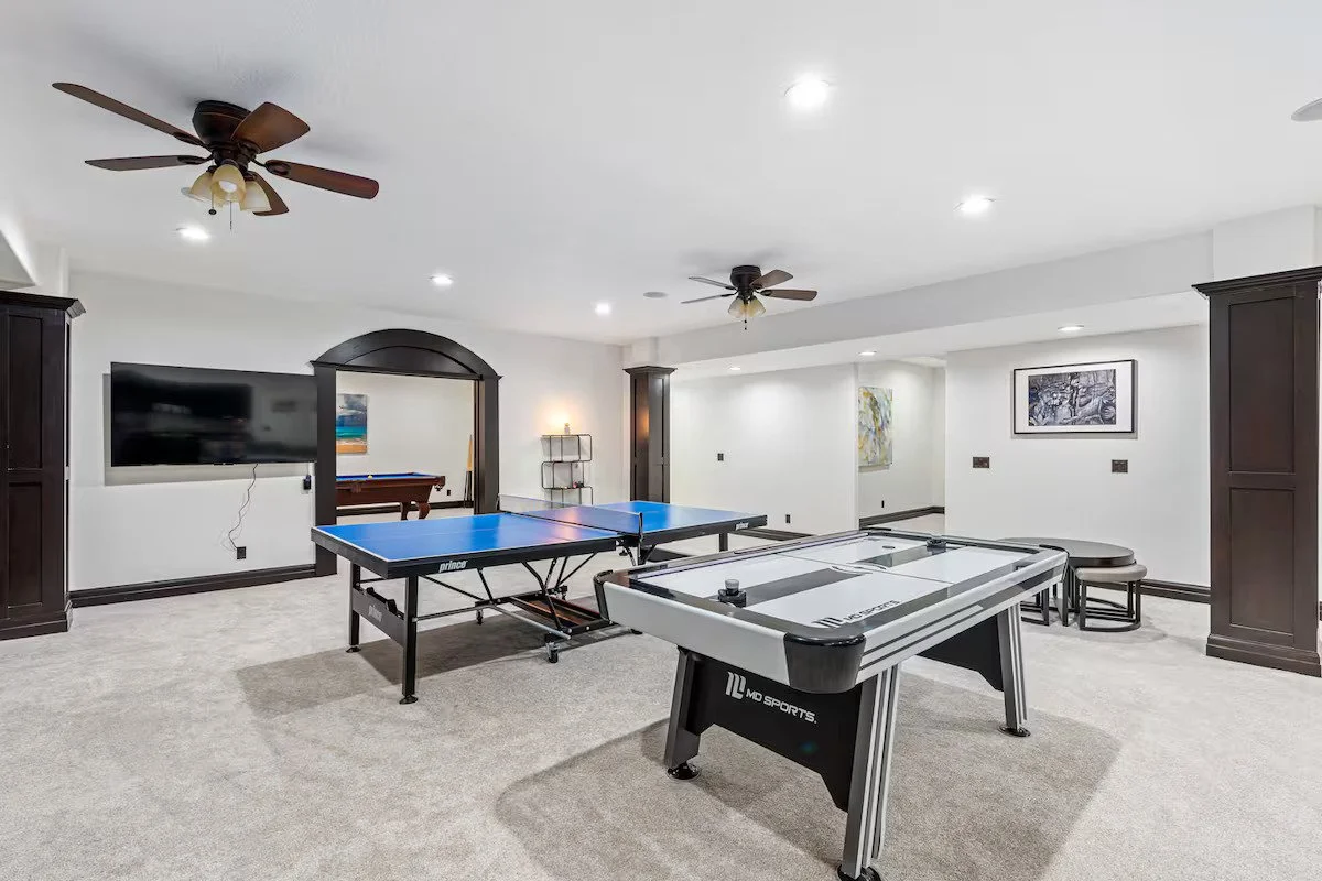Game Room 1.jpg