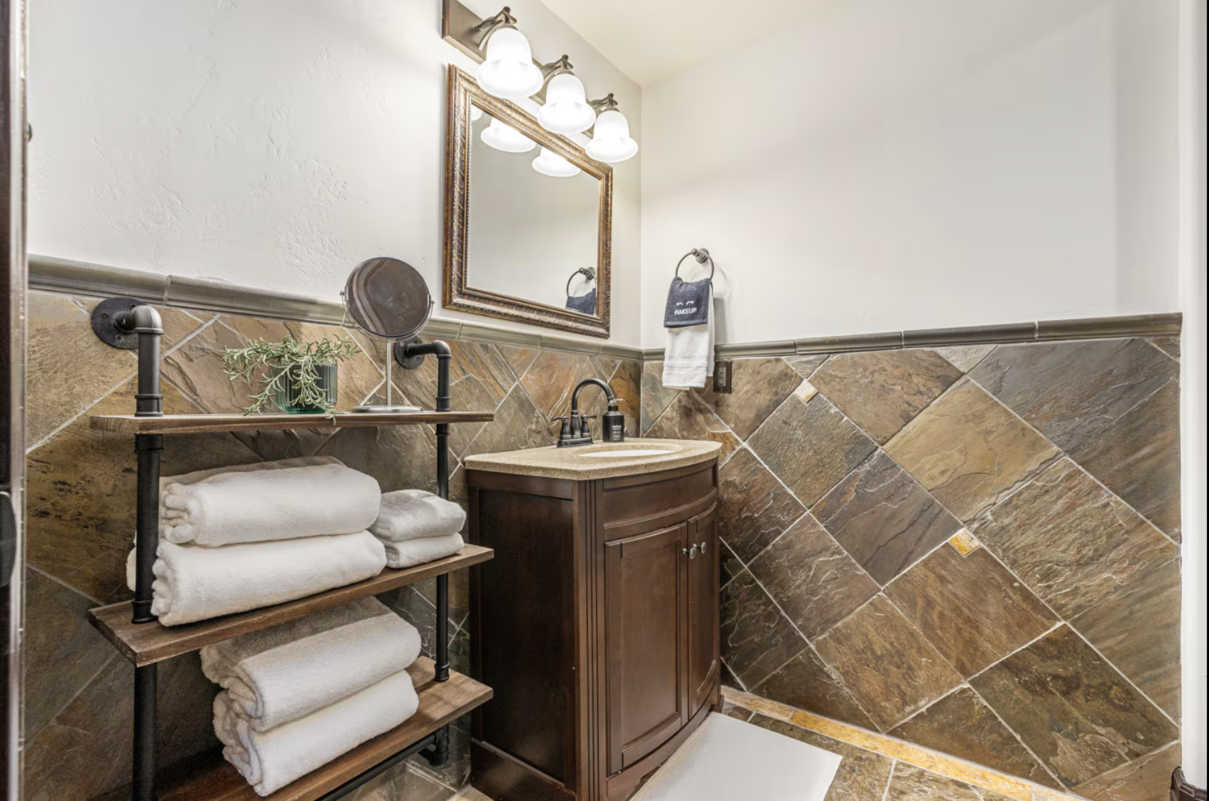 Screenshot 2025-12-03 at 7.33.03 PM.png