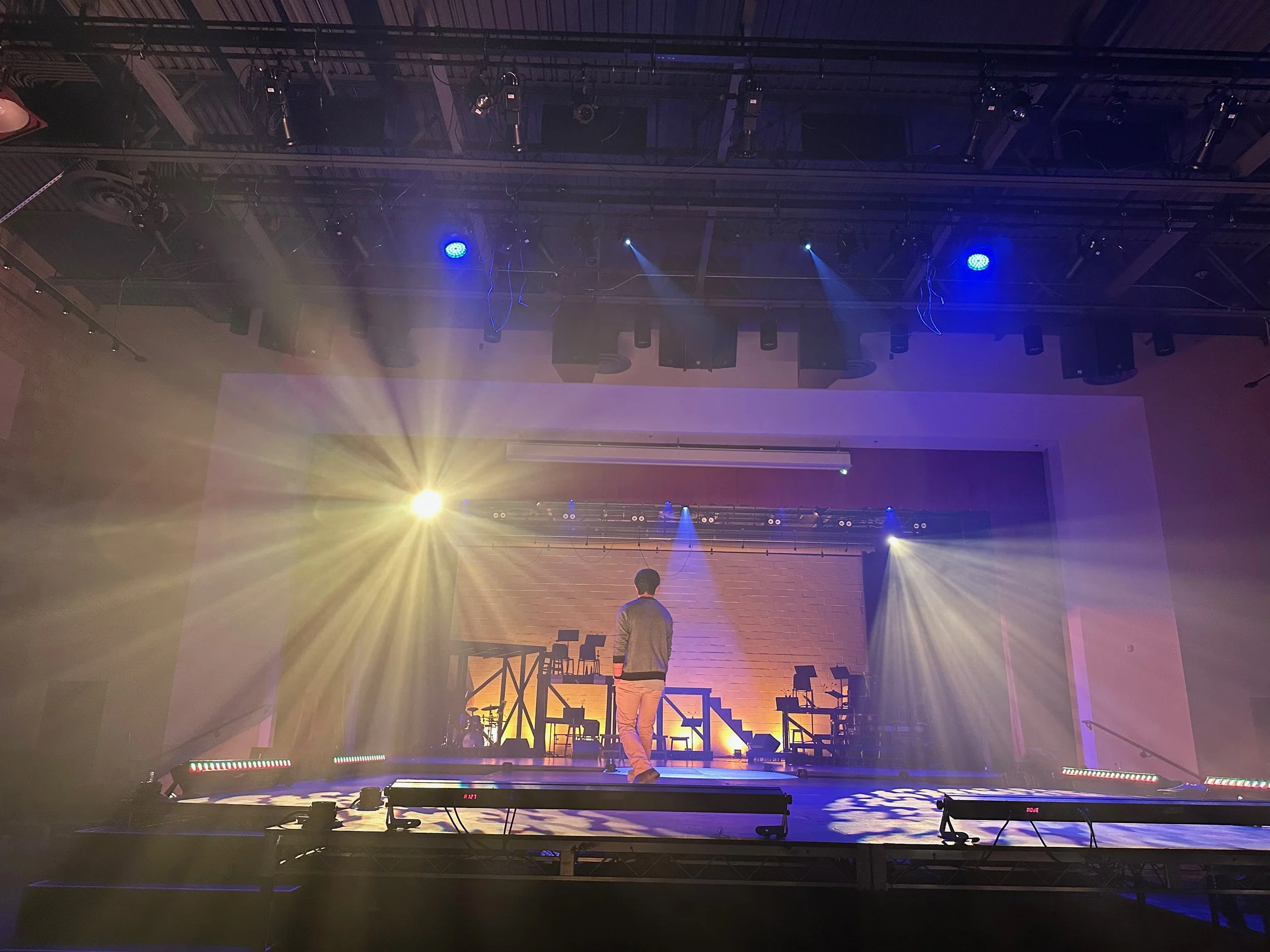 Laaa la la la la la laaa