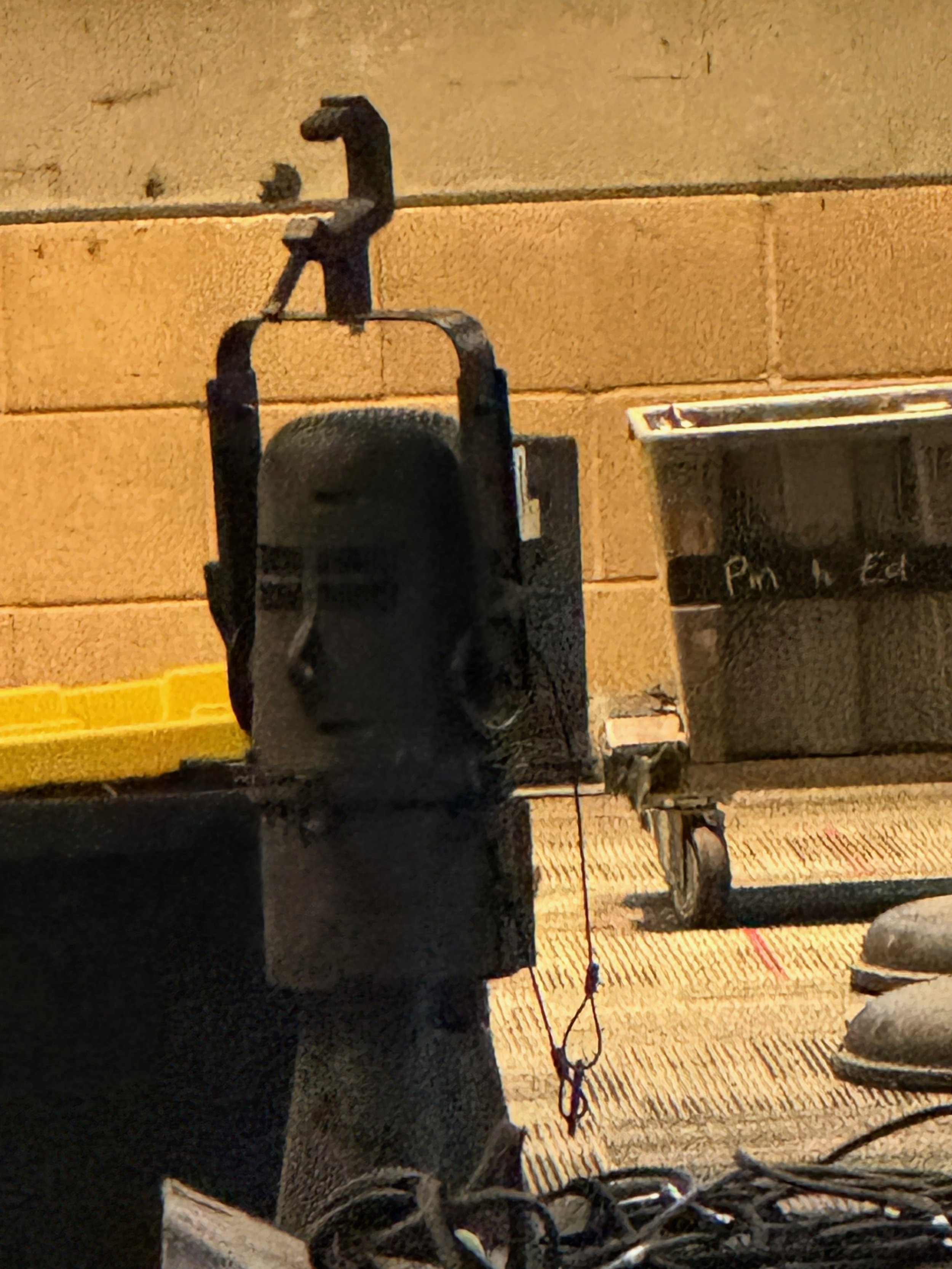 You see the face.... right?