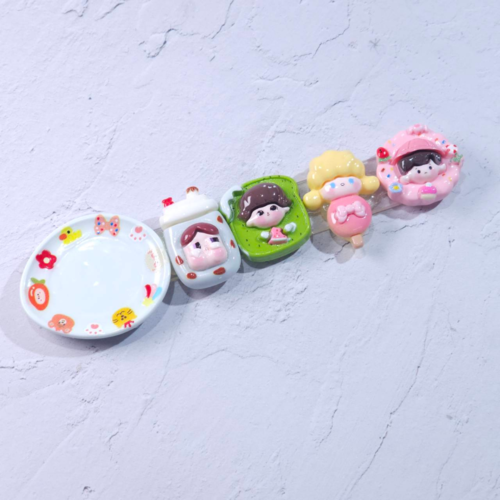 Brush Palette Holder_Tteokbokki Plate 3.png