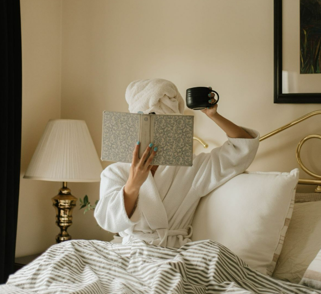 Staying home this holiday season? Turn your home into a relaxing escape with these 5 simple styling secrets.