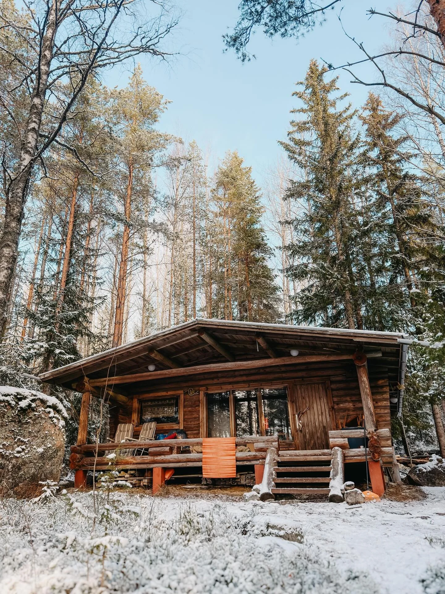 A week ago I got the keys to the second cabin I bought - easily the scariest thing I&rsquo;ve ever done! 🏡 Aaaa! This feels absolutely WILD. So let me introduce you to:

✨ Taskum&ouml;kki ✨@taskumokki ✨

For most of this year, every time I had a bit