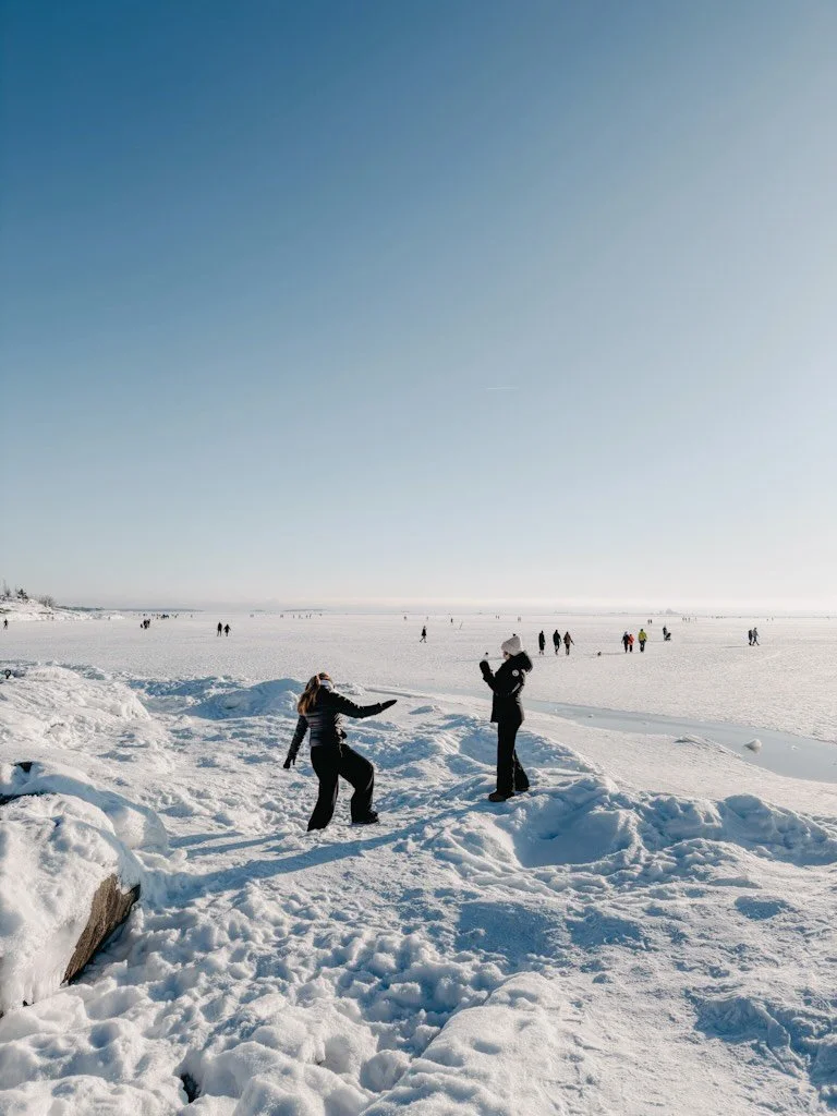 This is exactly why February is one of my favourite months in Finland - long walks on the frozen sea, bright blue skies and sunshine. I cried of happiness a little. 

The sea around Helsinki is deep frozen at the moment and you can walk out really fa