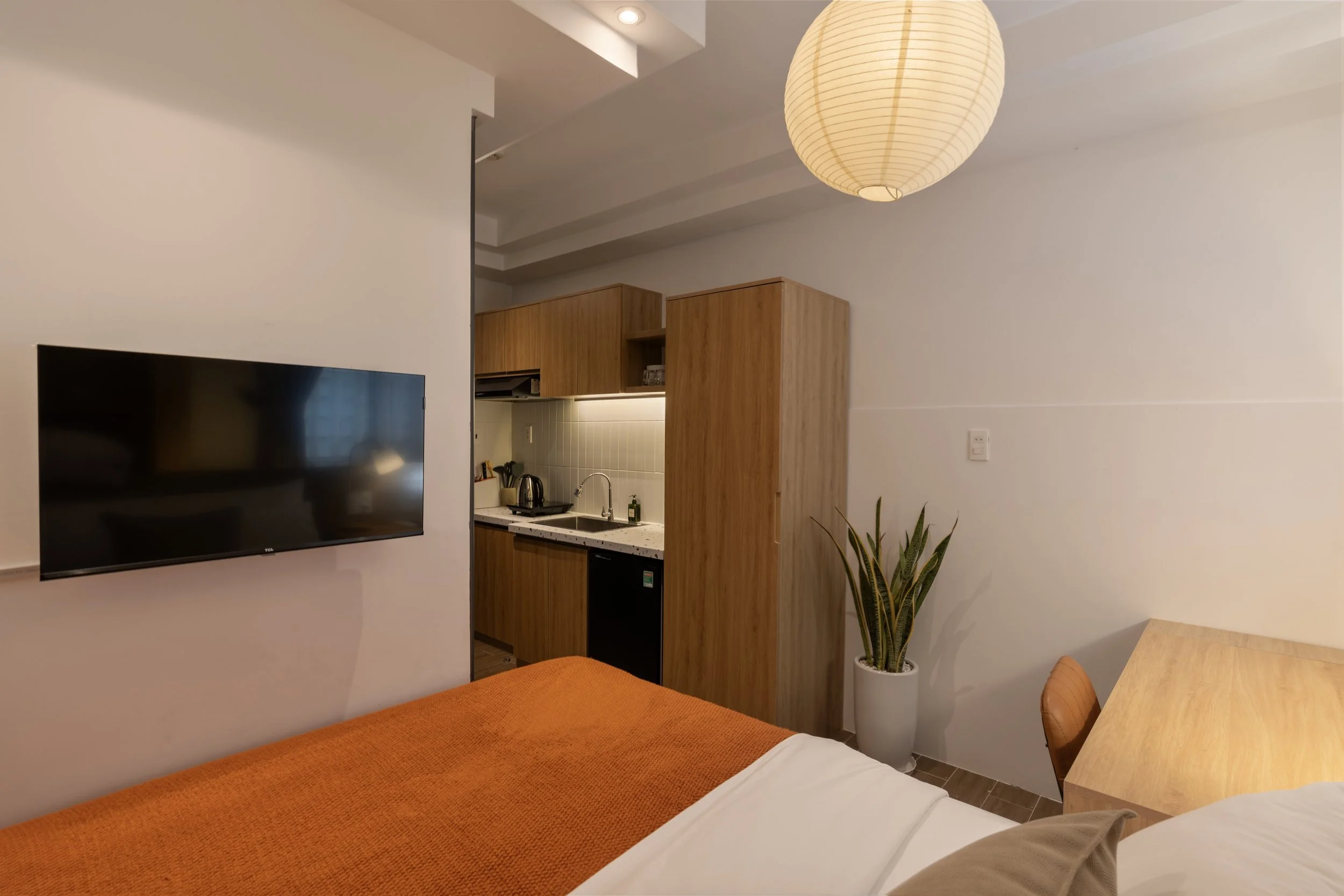 Image of a fully furnished room in neighbours by Kolab
