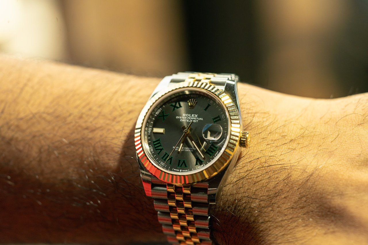 cars watches legecy - watch 4.jpeg