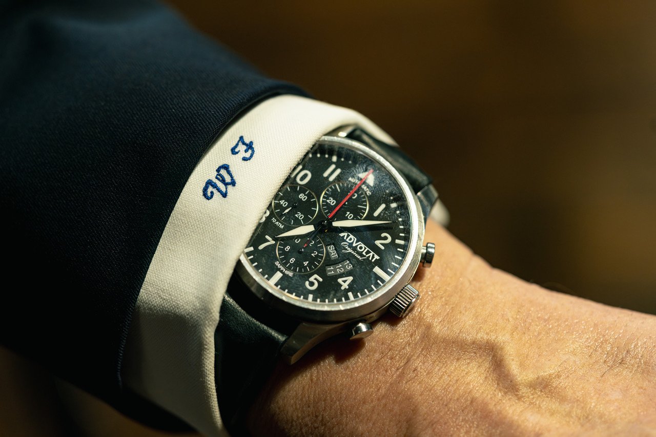 cars watches legecy - watch 12.jpeg