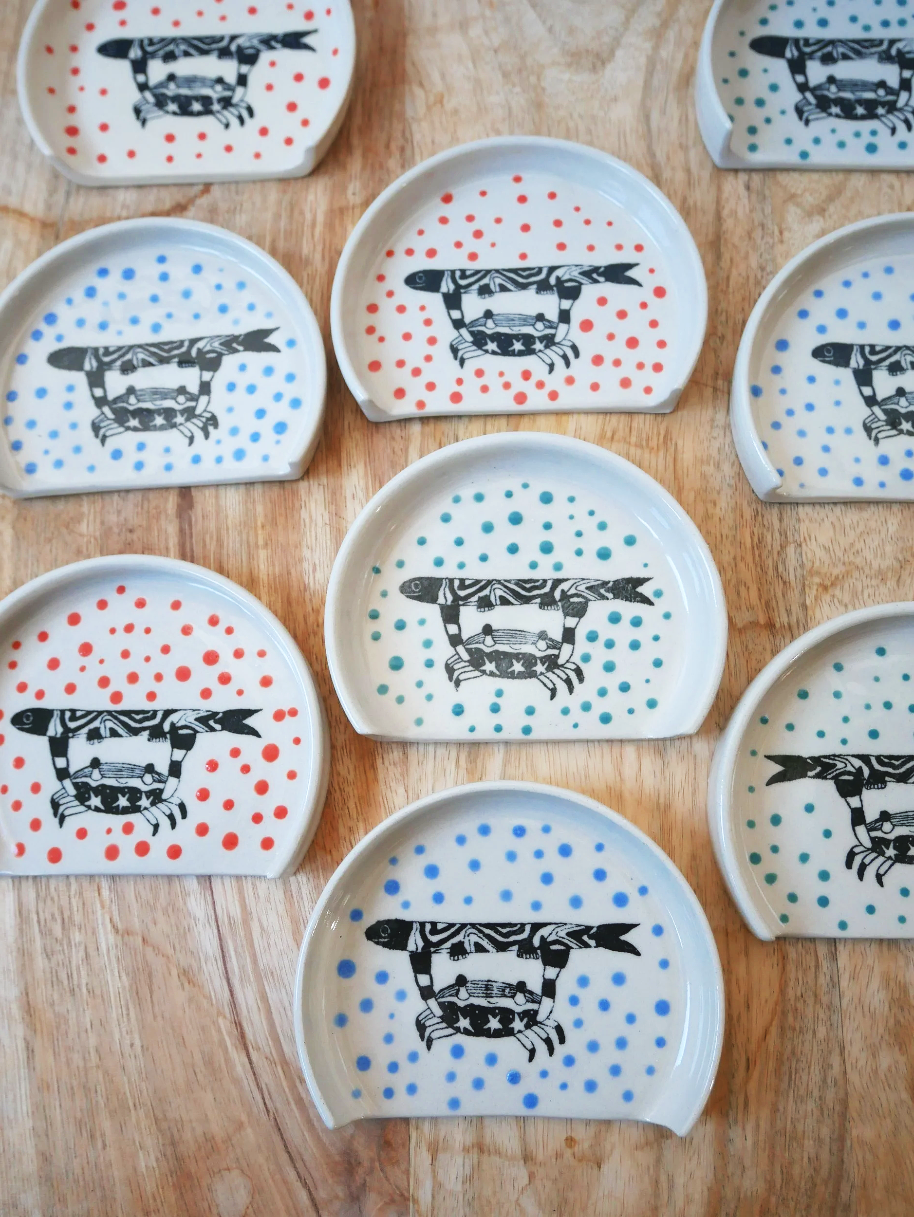 Repose-cuillère crabe haltérophile