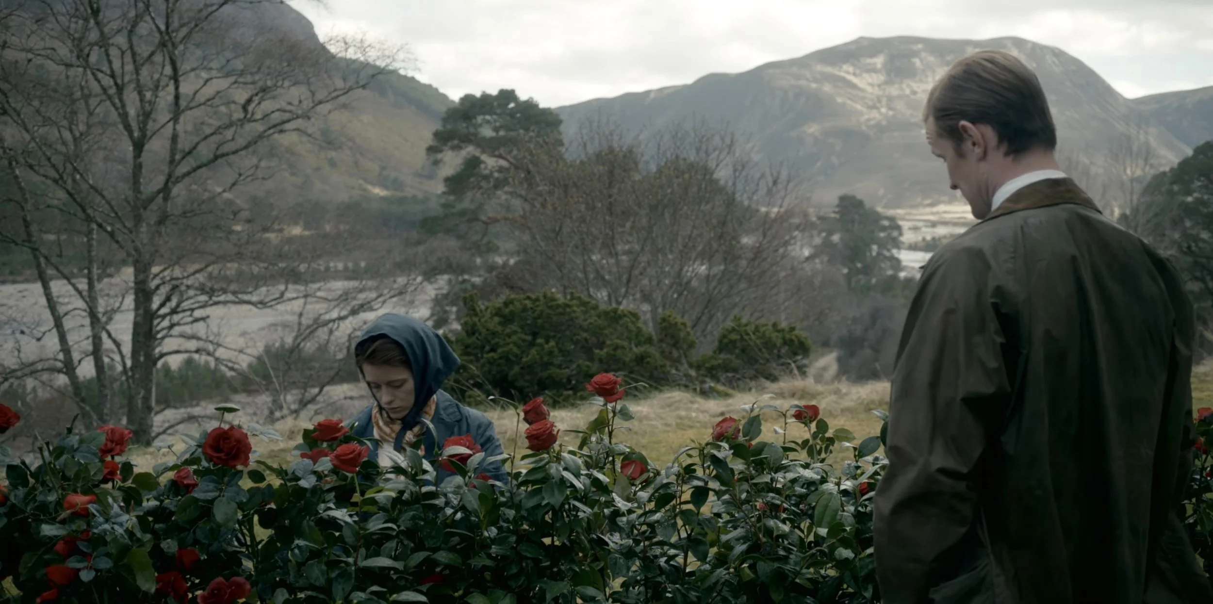 VS--Netflix-TheCrownE10MysteryMan-43’14” (1).jpg