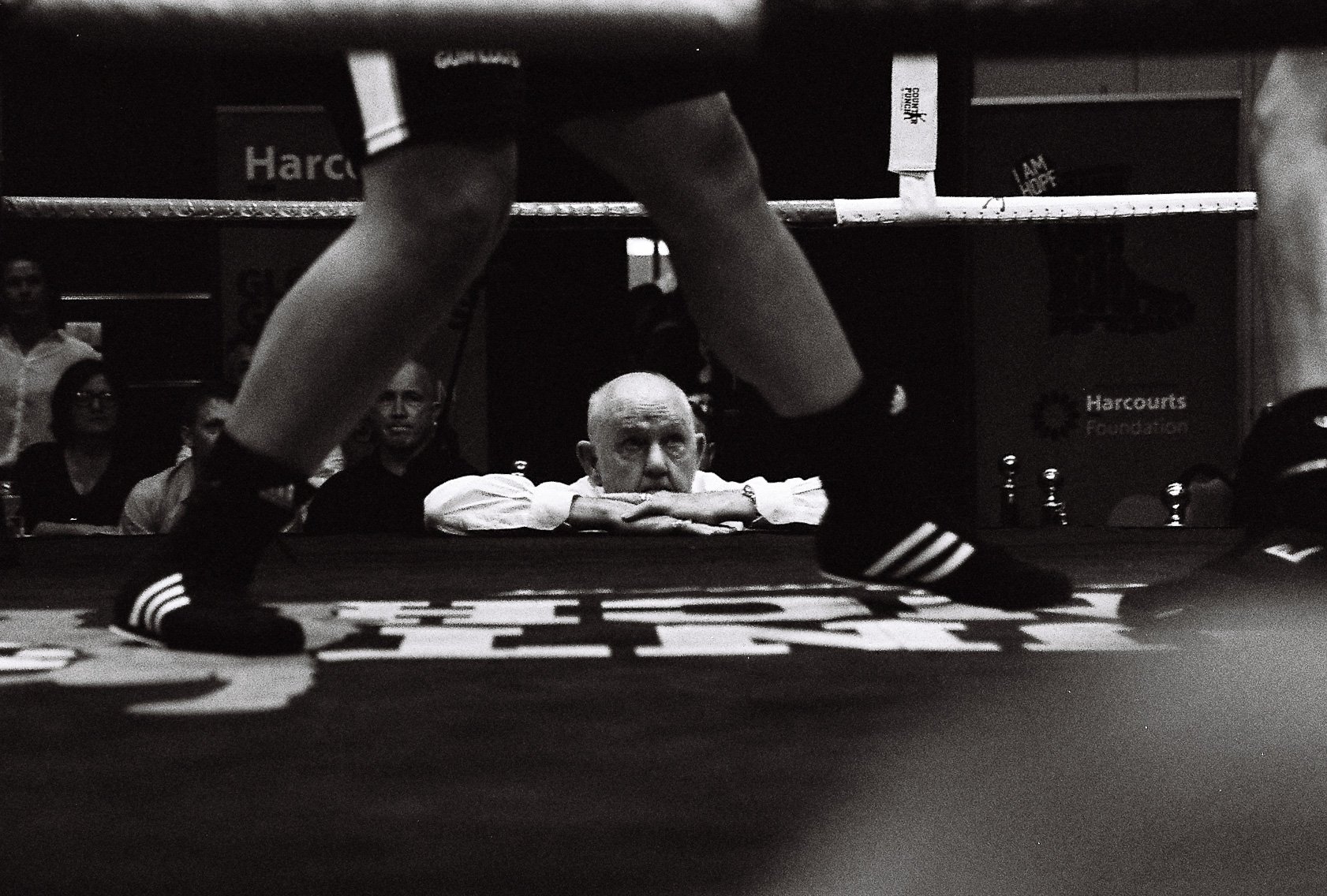 bnw boxing_darker-4.JPG