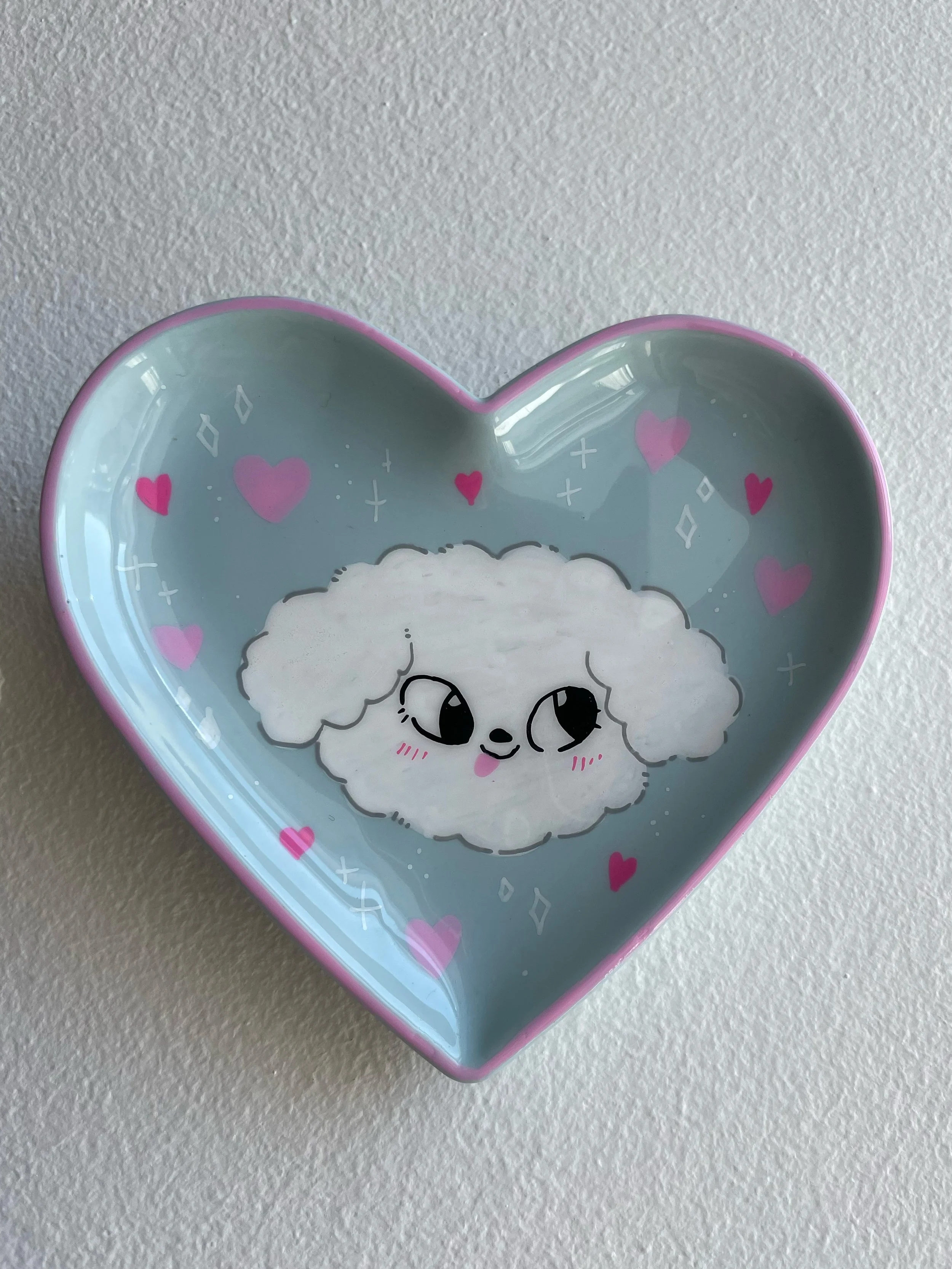 Larghezza 12 cm, altezza 11 cm