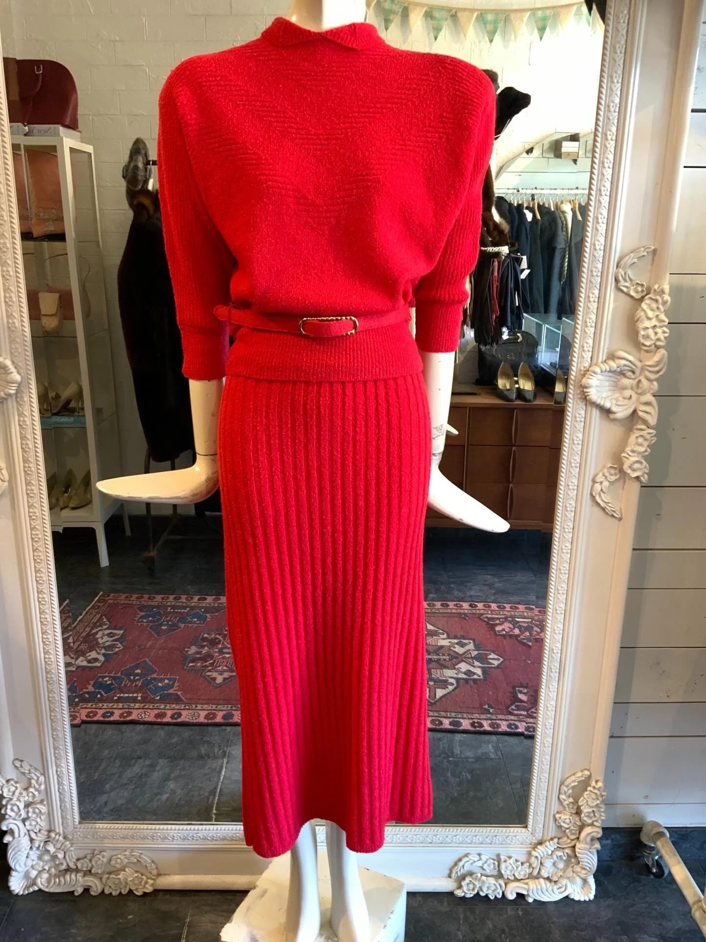 We just added this 1940s beauty to the Etsy Shop❤️😍 Wowza! The cut and colour is fantastic! 

Fits a size small
Find the link in the bio or DM and we will send you the direct link 

Be sure to check the website and Etsy daily as we are always adding