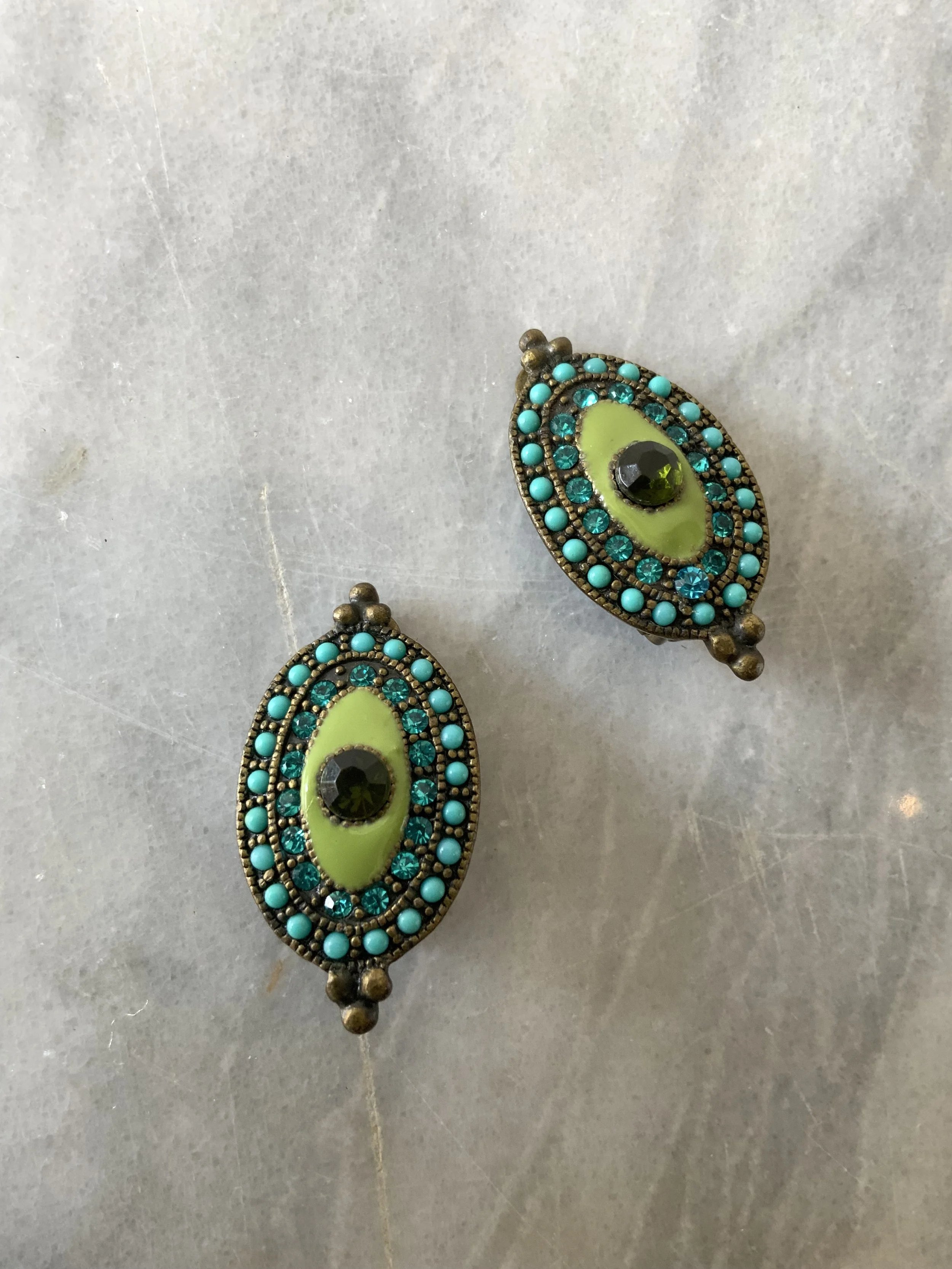 1980s blue rhinestone oval clip on earrings