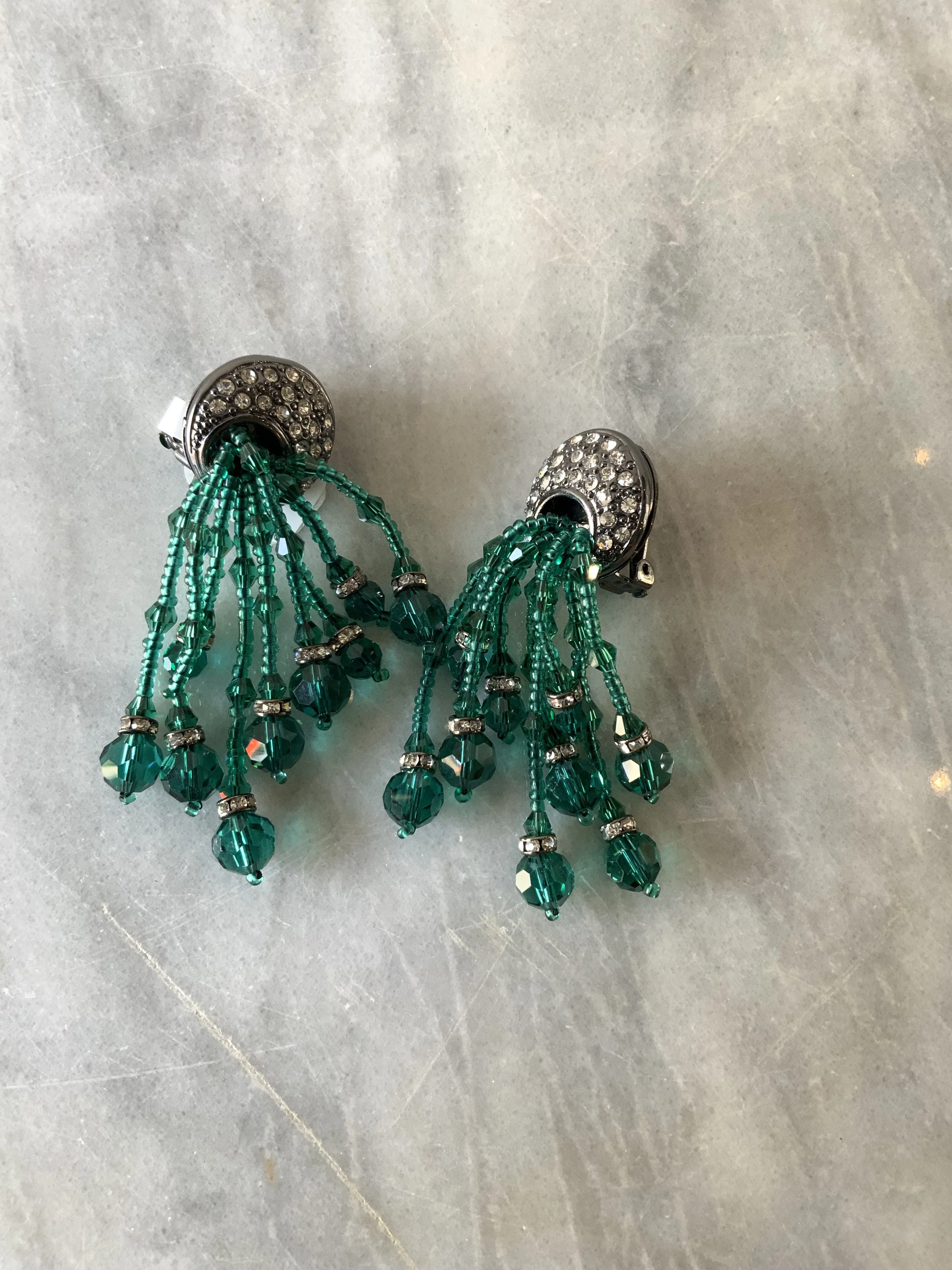 60s emerald bead jellyfish clip on earrings