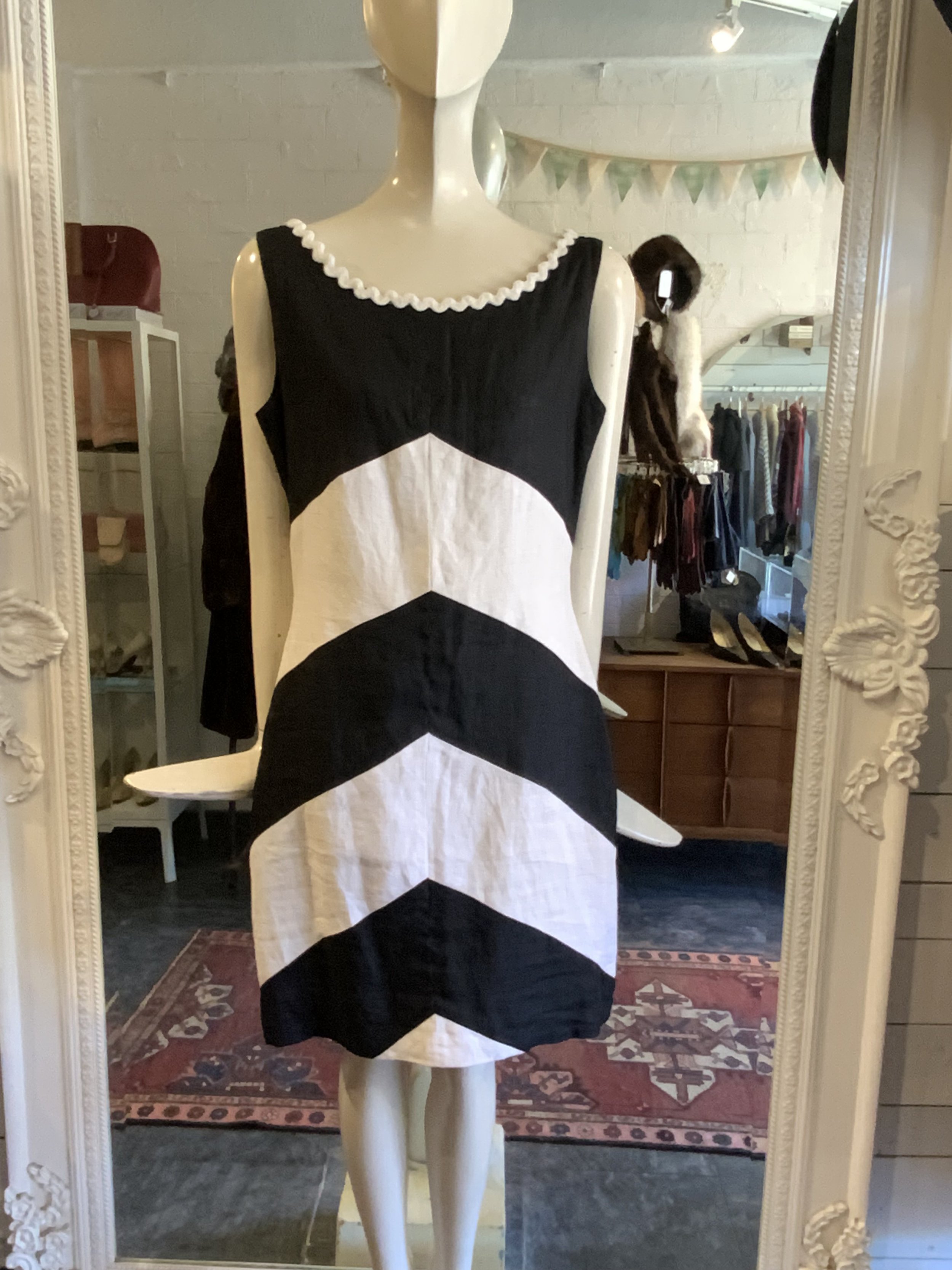 Pierre Cardin linen striped dress | Size 6