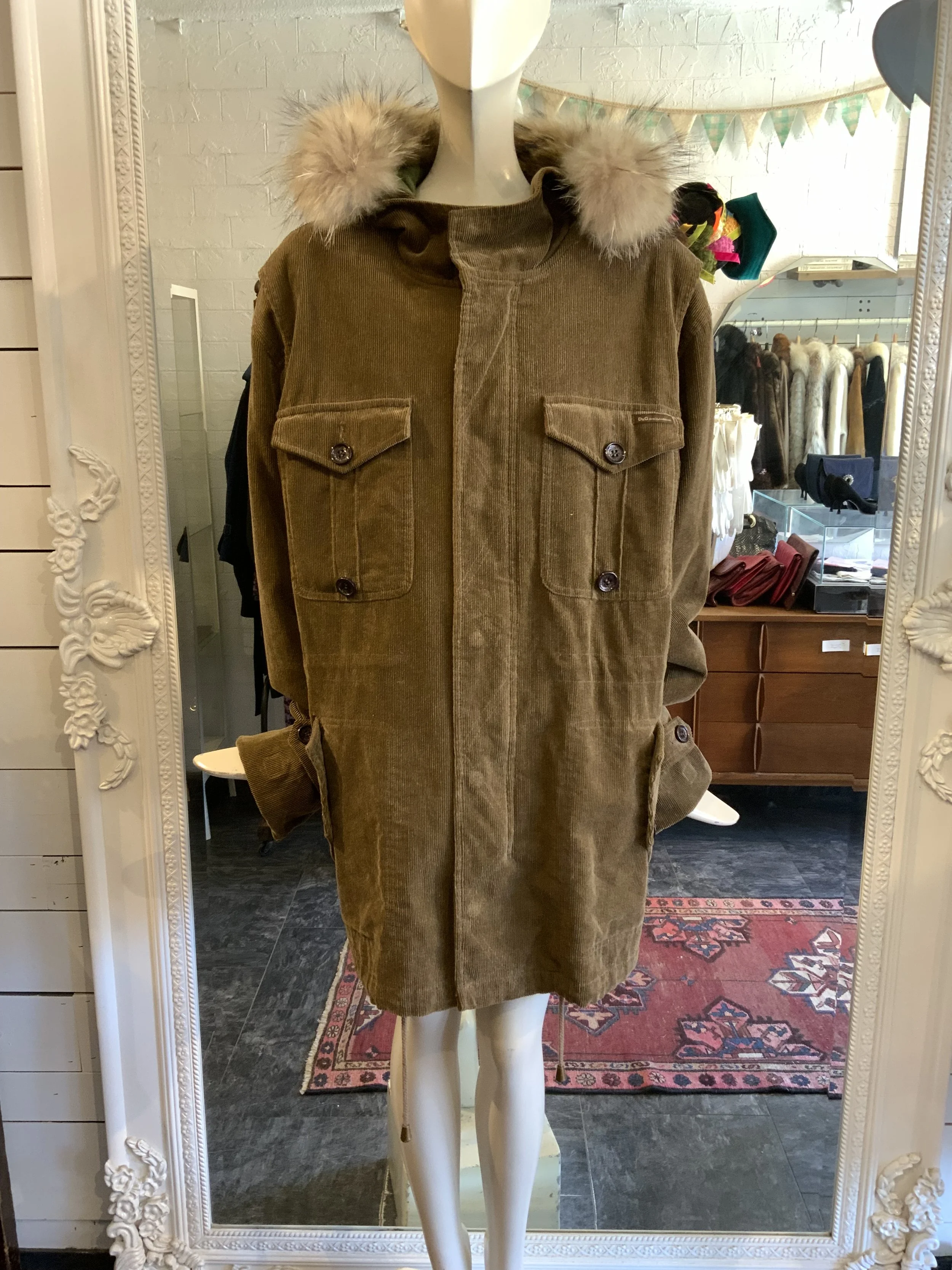 Dolce & Gabbana corduroy coat with fur hood  | Size XL