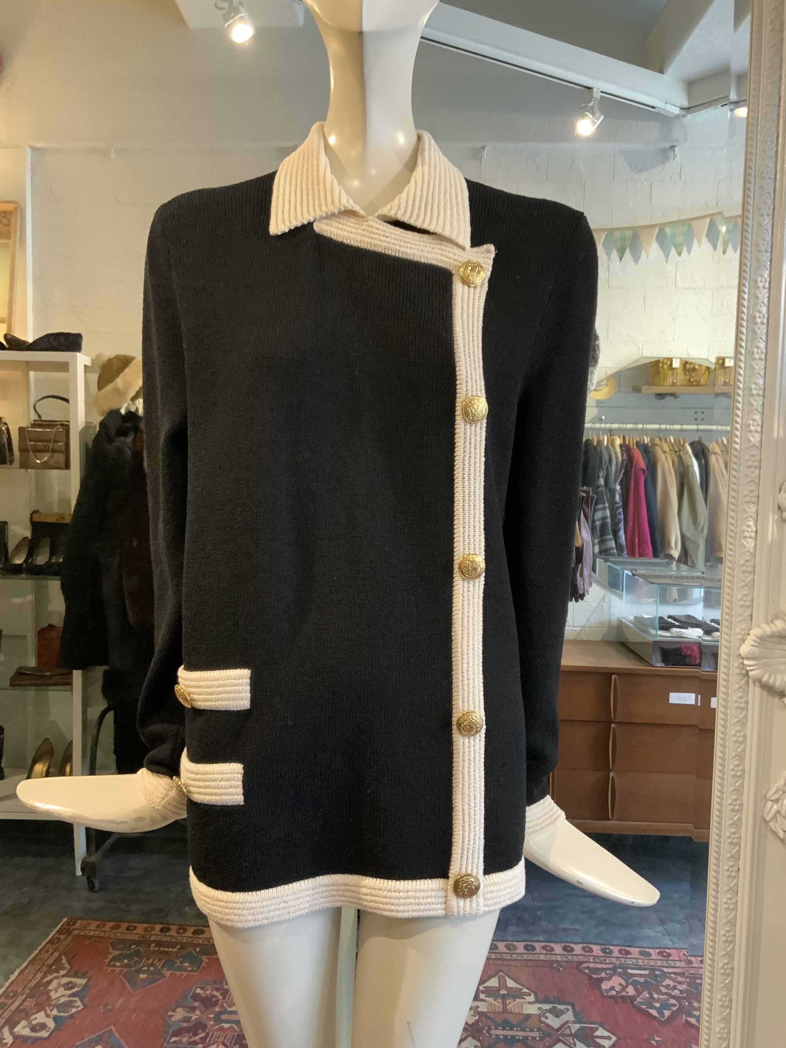 Holt Renfrew black wool knit sweater with cream trim  | Size Medium