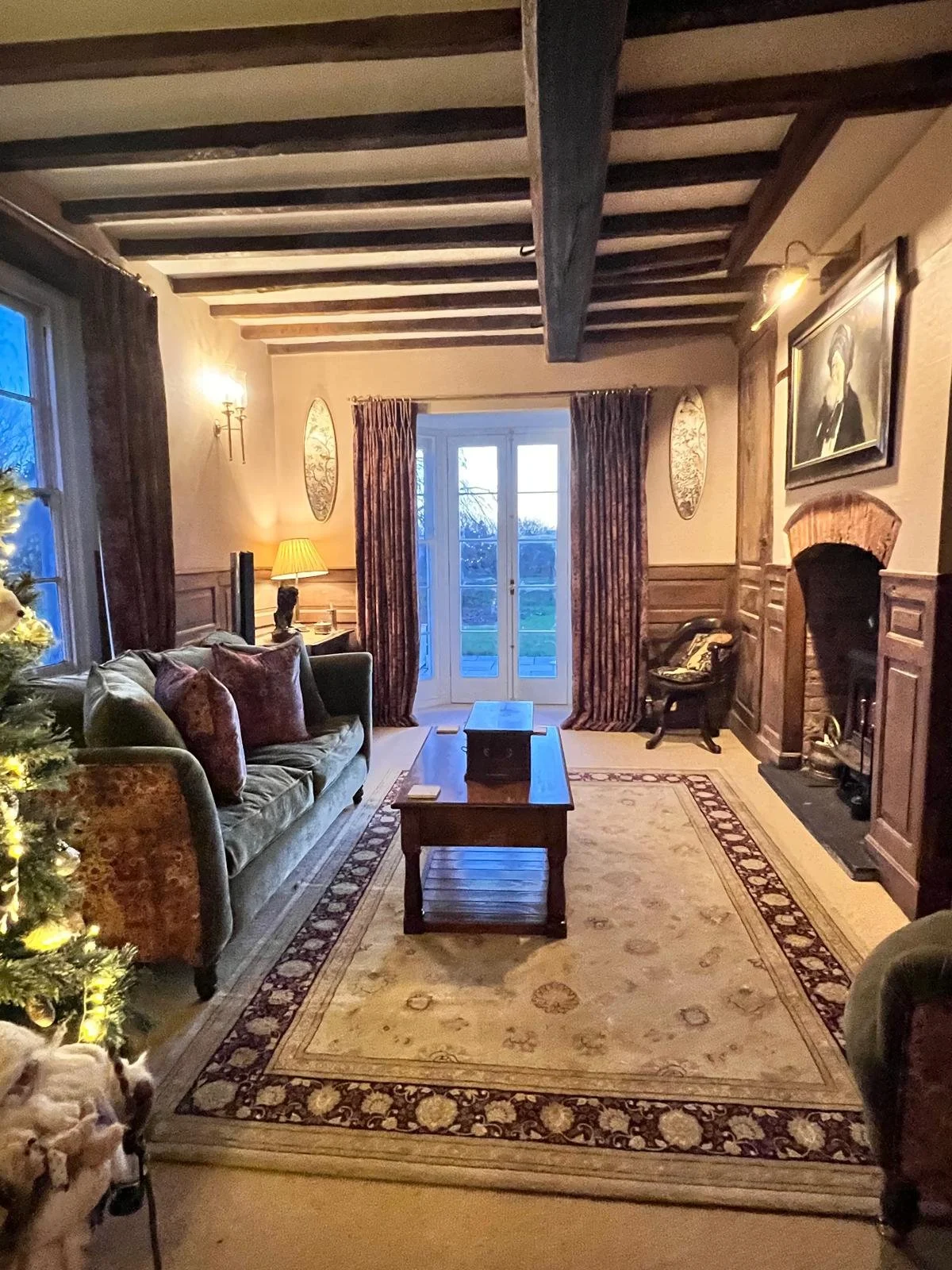 PHOTO-2025-12-15-15-03-41 4.jpg