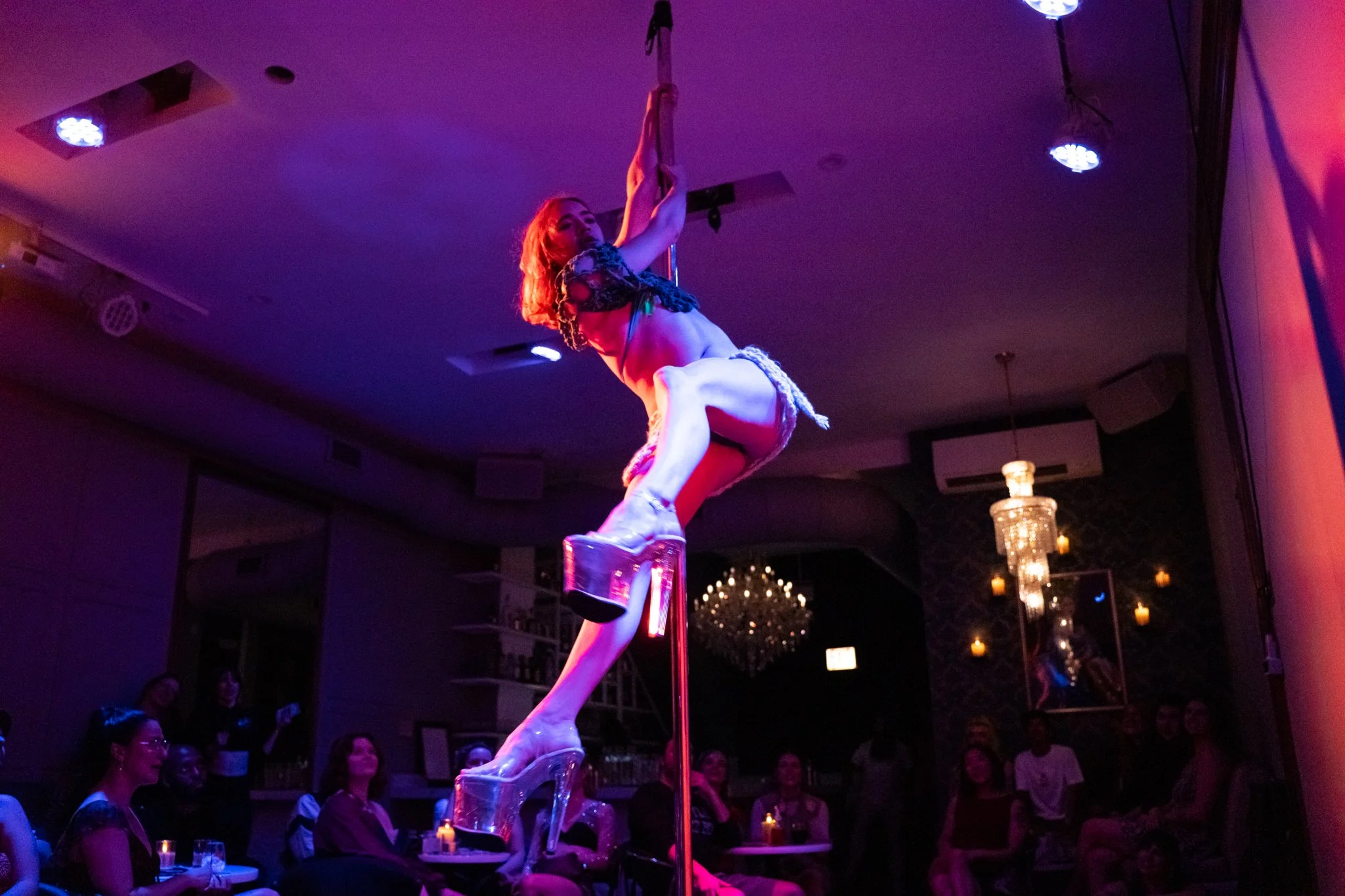 Gender inclusive pole dancing lessons in Chicago