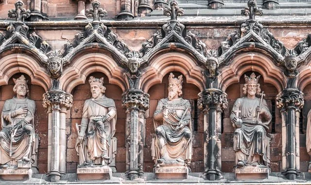 Lichfield Cathedral-5.jpg