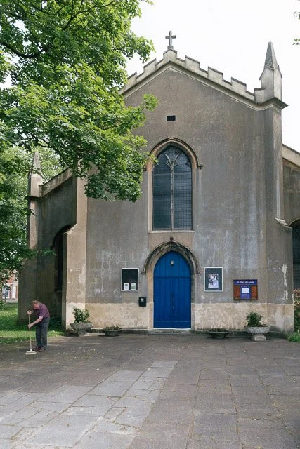 St Mary de Lode Gloucester-2.jpg