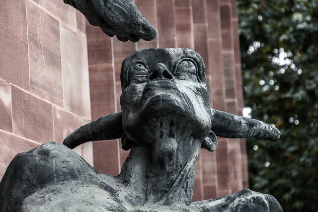 Coventry Cathedral-10.jpg