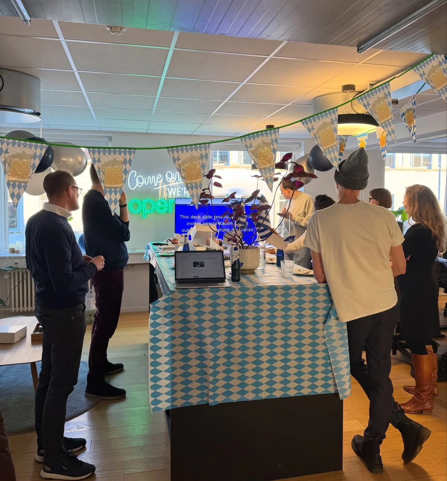 Fastelavns celebrations in CPH! 🥳 A great occasion to reuse all of our party decorations from the last year, eat heaps of fastelavnsboller, and put on an Open-style Jeopardy! 🤓🧁🍺🎉