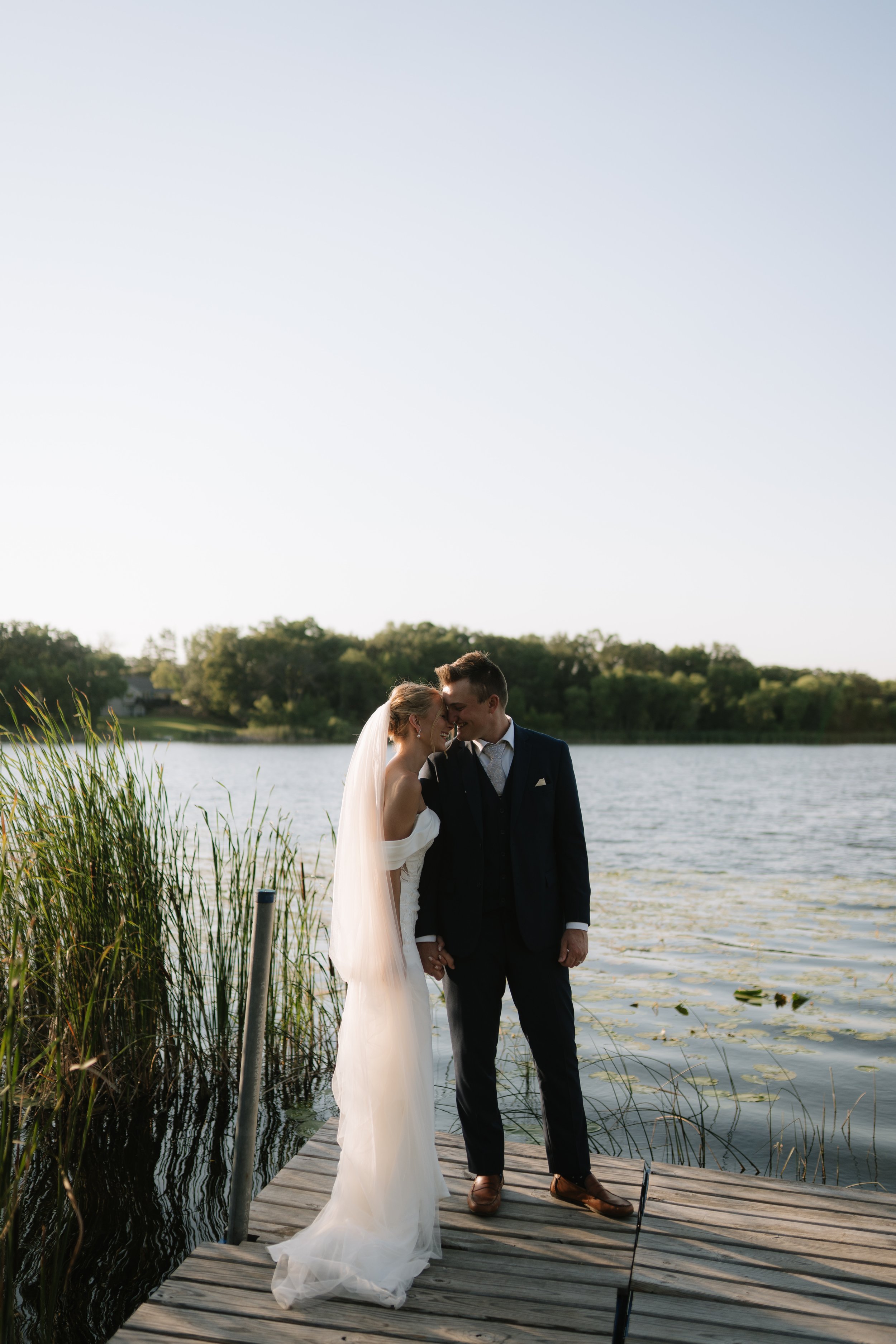 aesthetepix_manthe_jaydenblake_detroitlakes_wedding_august2025_portraits-3401.jpg