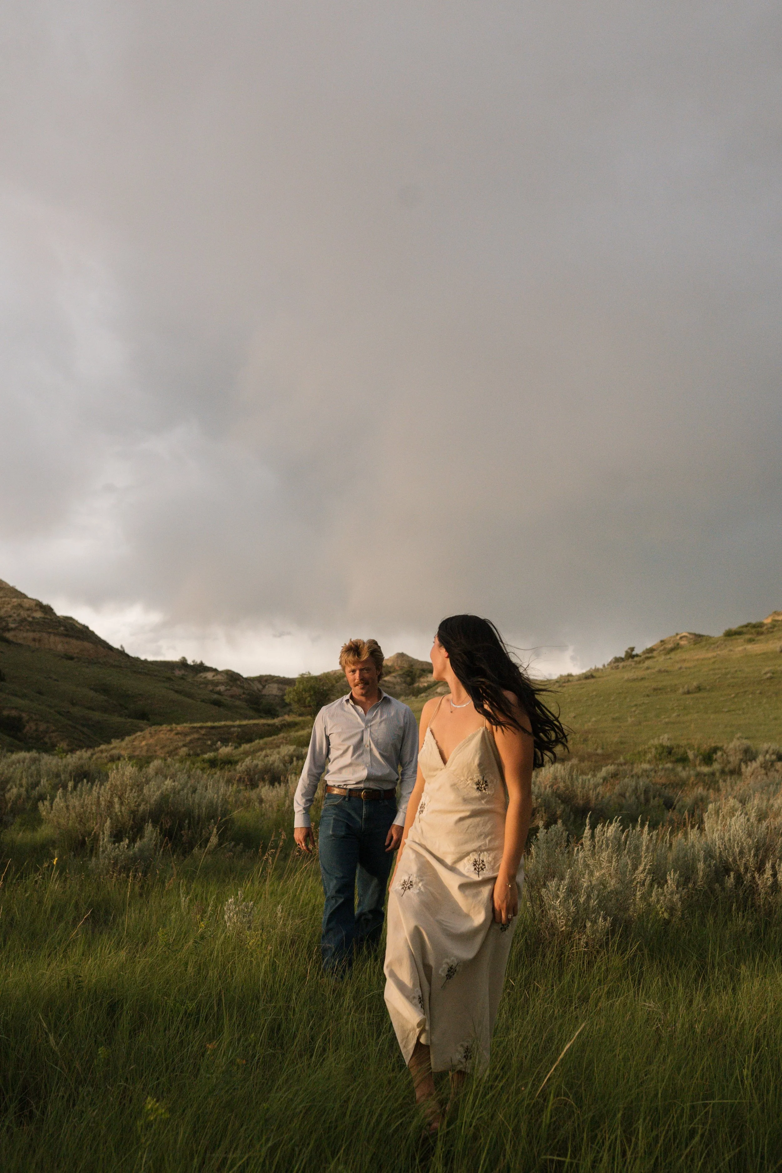 Couple engaged in Medora North Dakota by Midwest Elopement Aesthete Pix Photographer