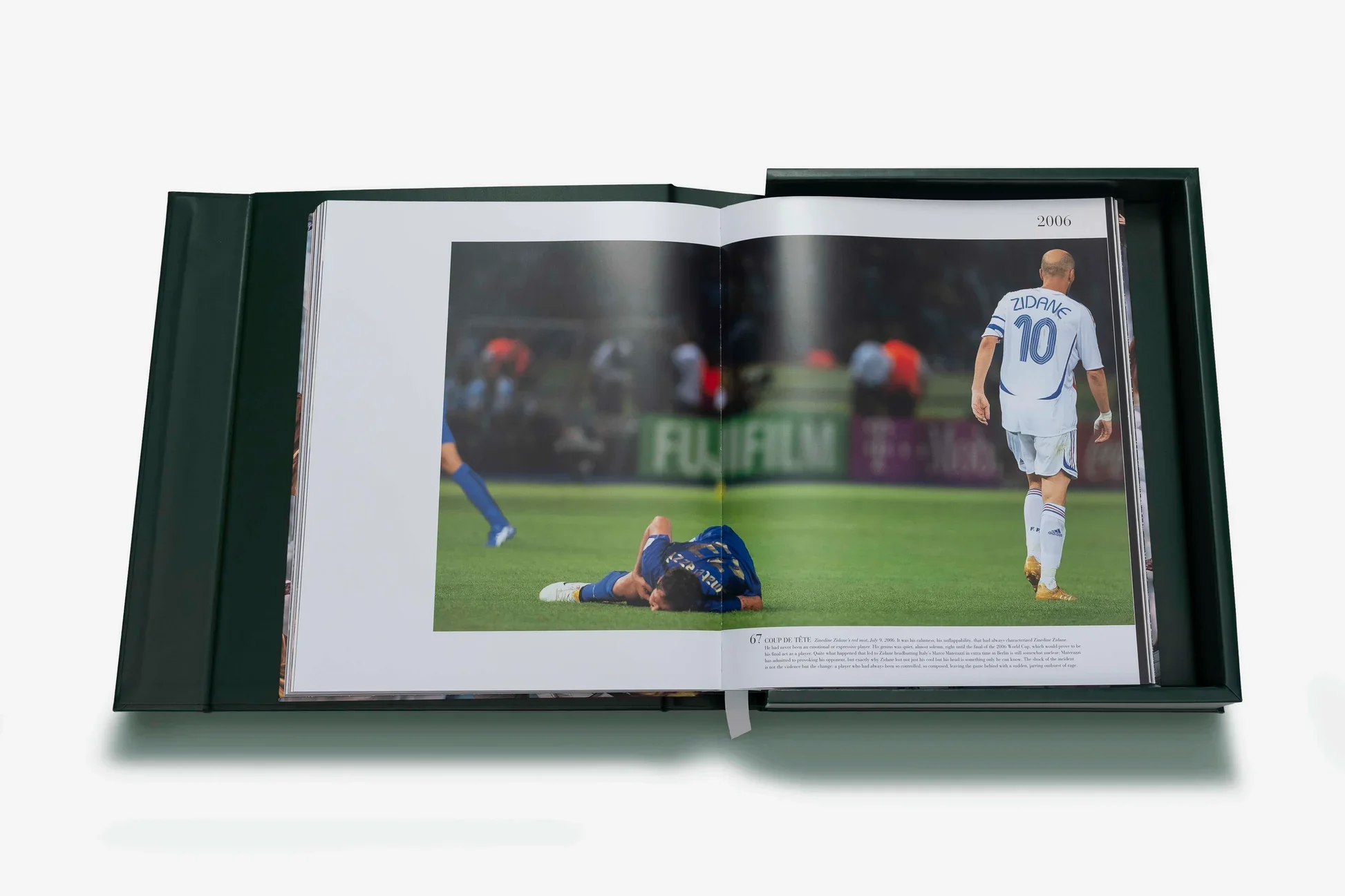 Football_Spreads_006.jpg.webp