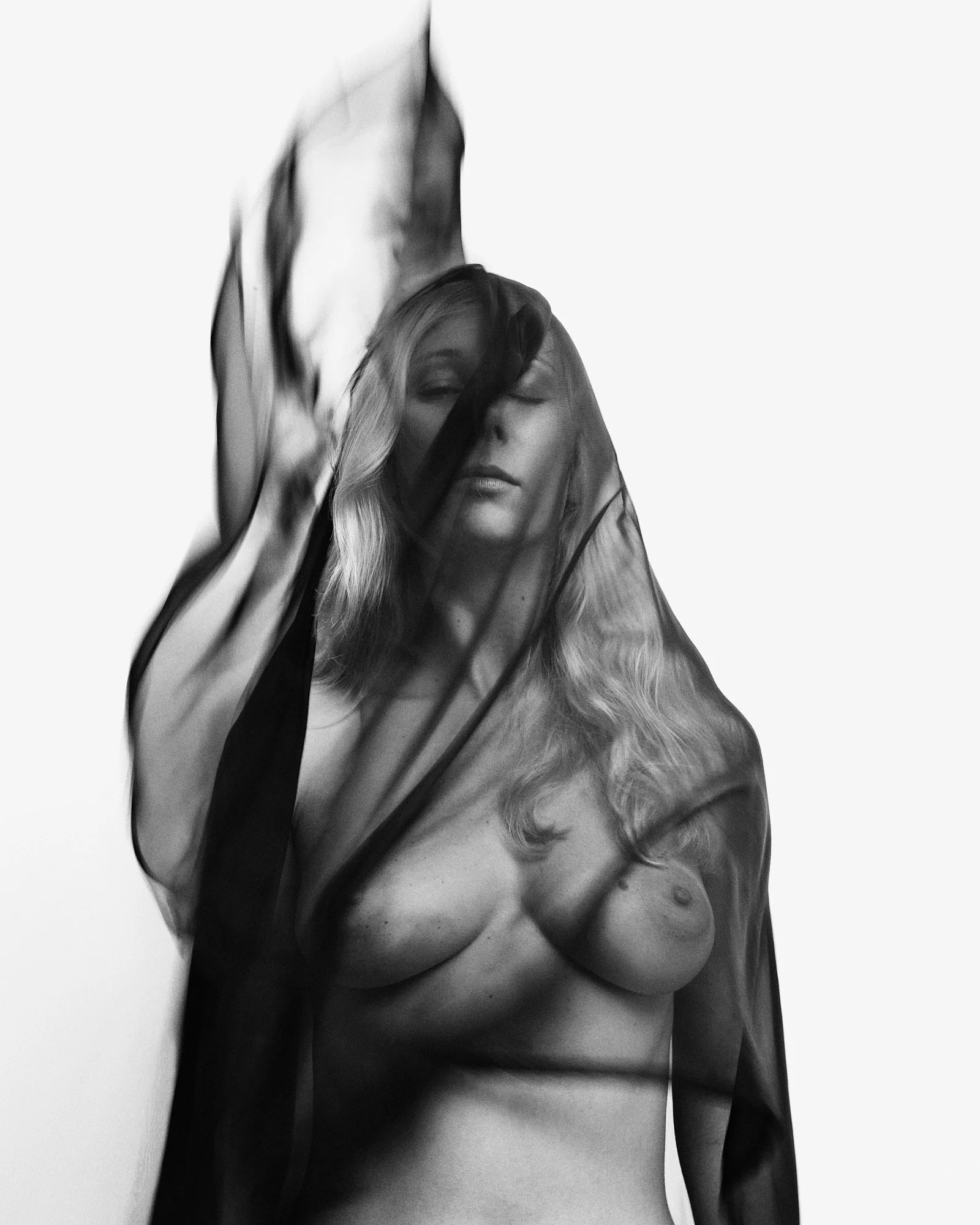 SVDW_L1068149_(2) 1_T1_ 1.jpg