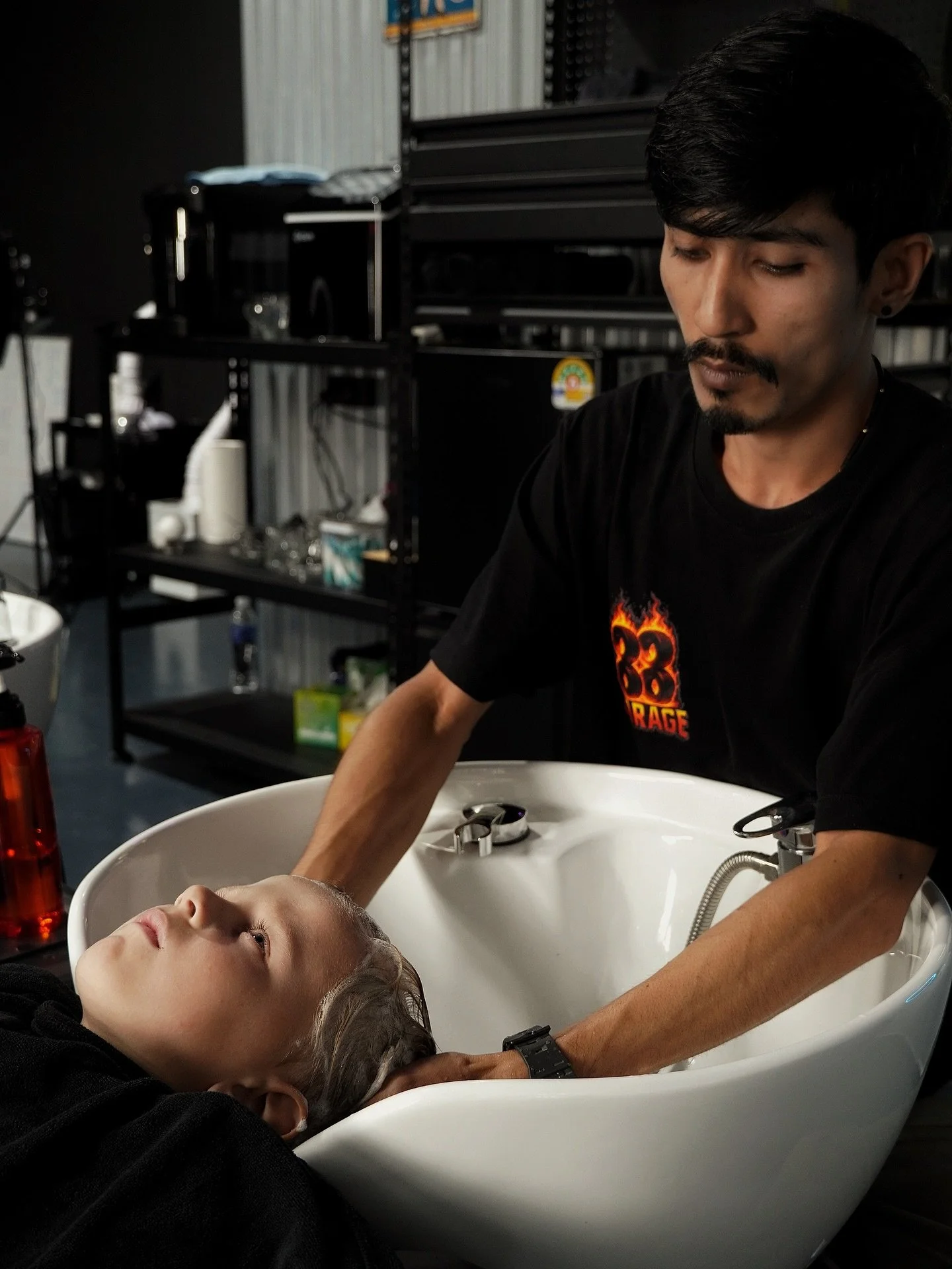 Garage 88 is your true masculine zone &ndash; not a salon or a spa. We created it for men who build, create, and live at full speed, wanting to look sharp, feel strong, and stay authentic.

Here, you can get a haircut, beard trim, manicure, massage, 