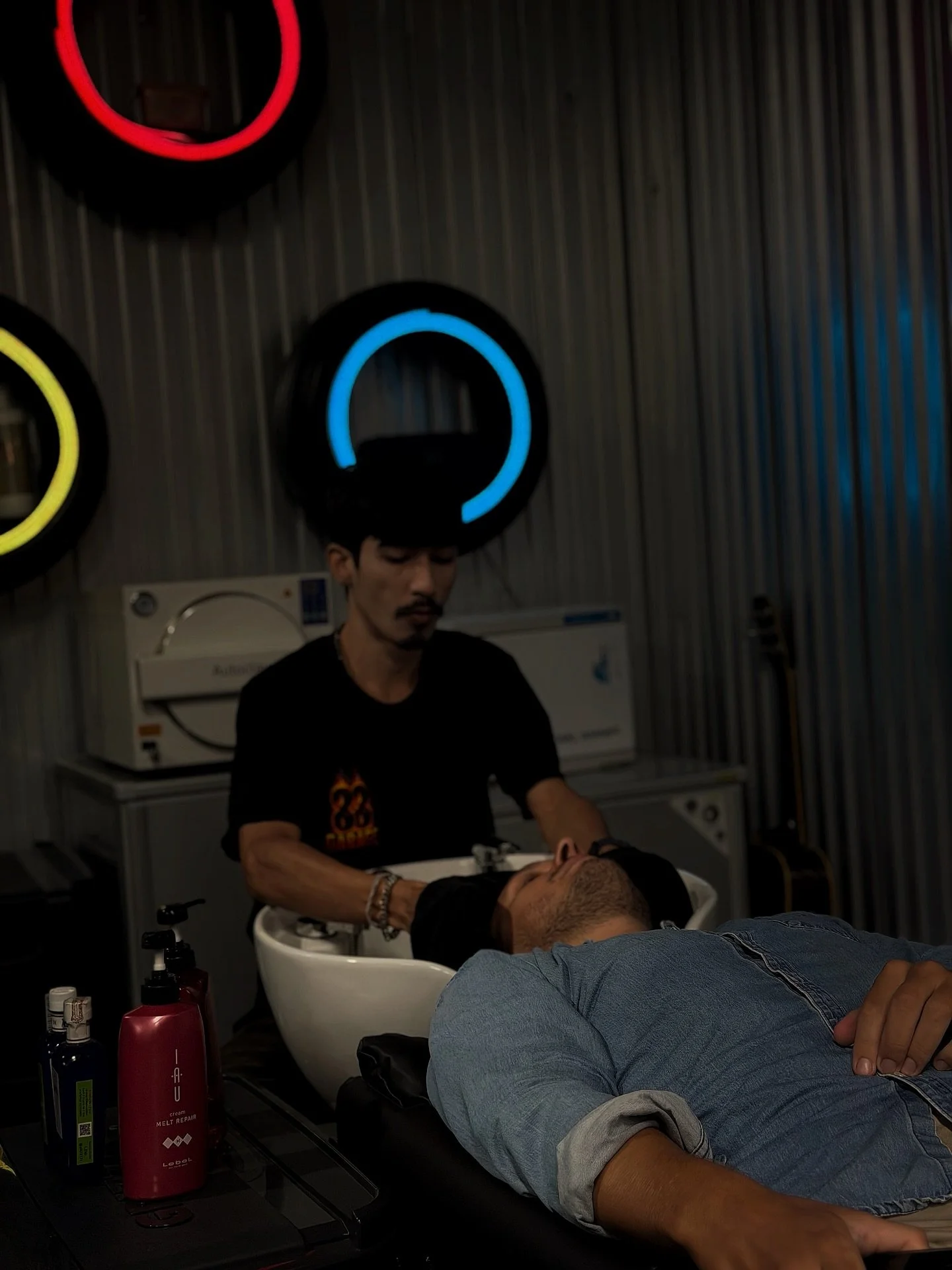 Good day! 👋
Welcome to Garage 88 Barbershop &mdash; where your style begins with you.

We would be delighted to see you and help you find your perfect look.
You can easily book any service: haircut, shave, beard care, and other procedures &mdash; al