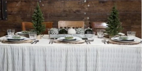 How to Set a Holiday Table: Cozy &amp; Chic Decorating Ideas