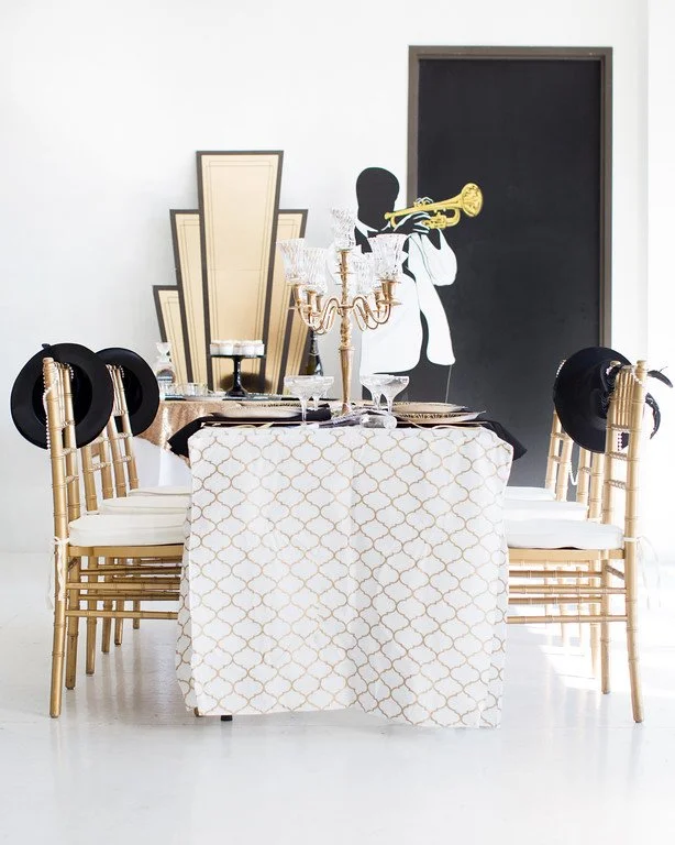Must-Have Ideas for a Roaring 20s New Year’s Eve Party