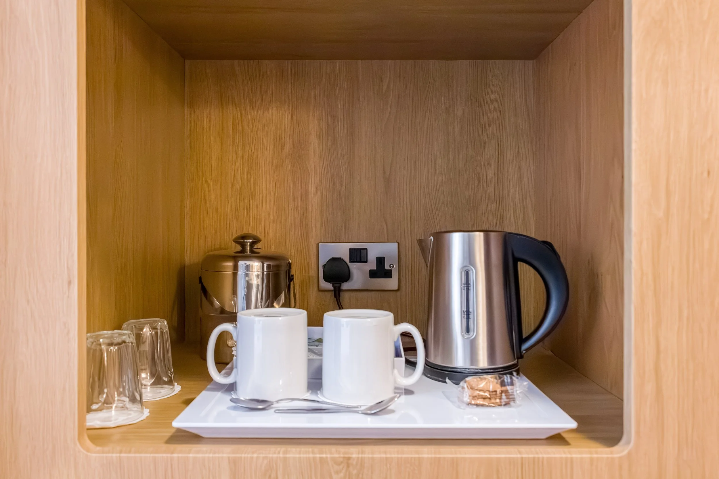 Holiday Inn Newport 039.jpg